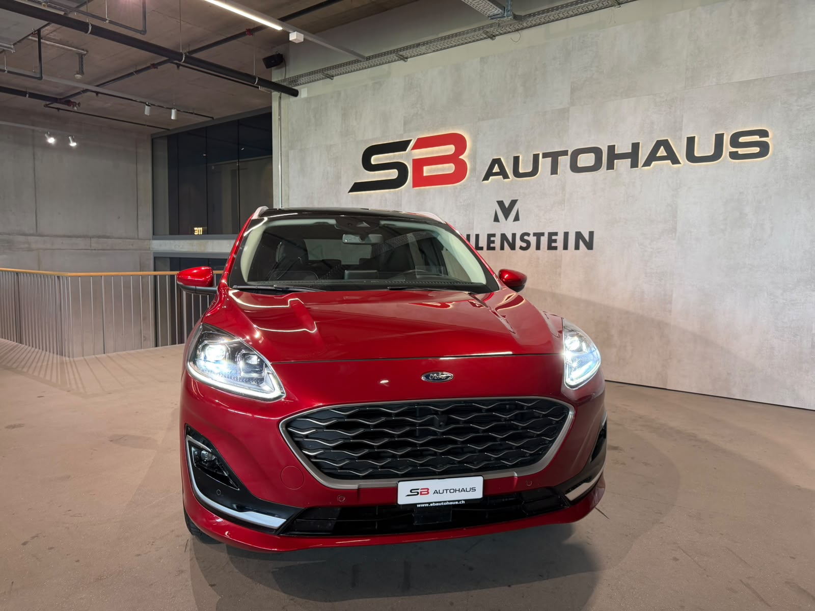 FORD Kuga 2.5 FHEV Vignale 4WD (CH)-image-4