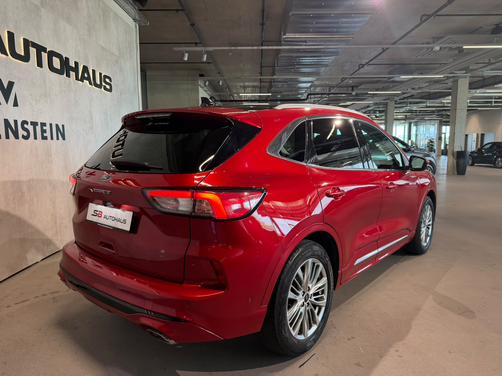 FORD Kuga 2.5 FHEV Vignale 4WD (CH)-image-9