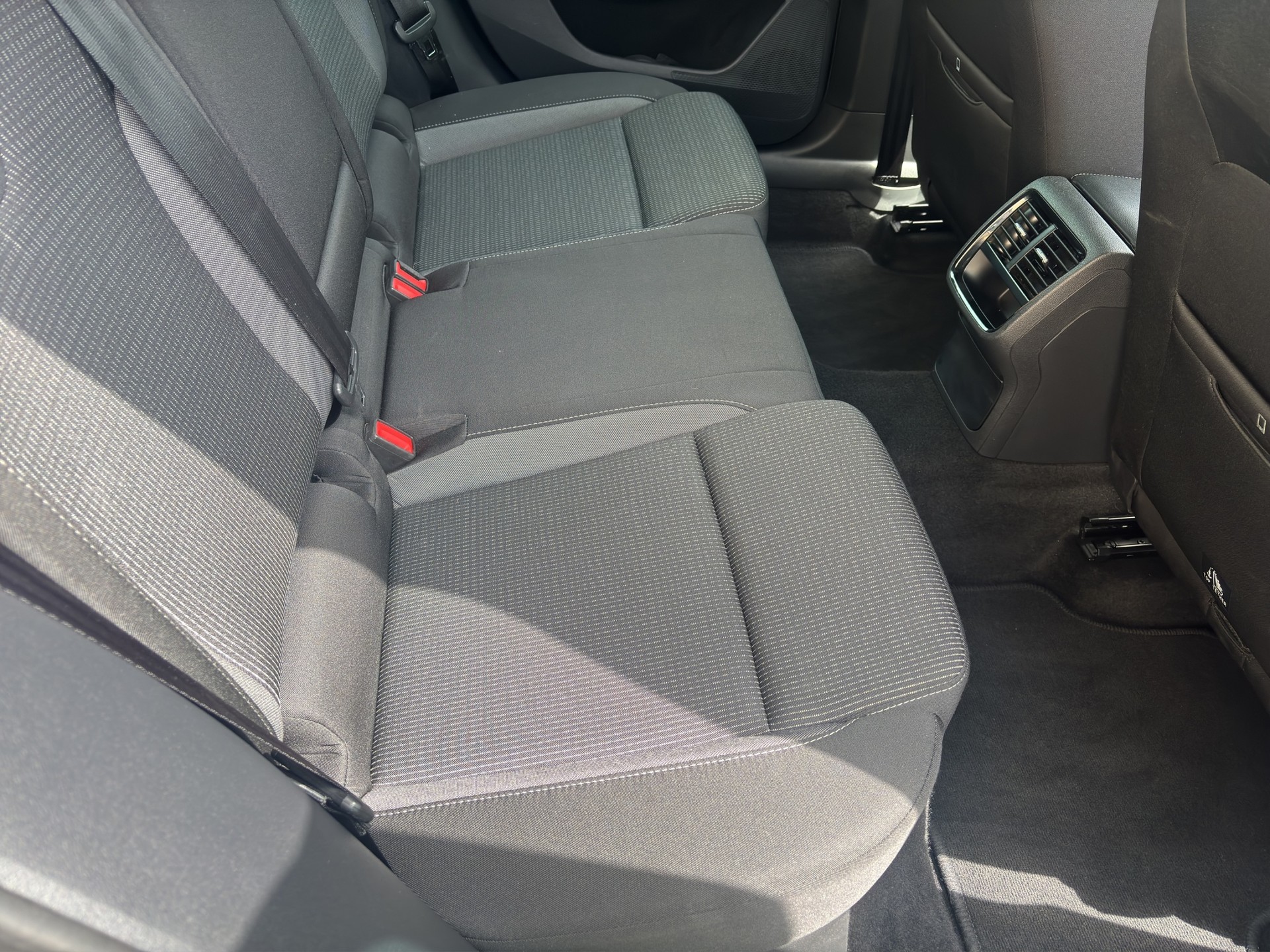 SKODA Octavia Combi 1.0 TSI mHEV DSG Ambition-image-18