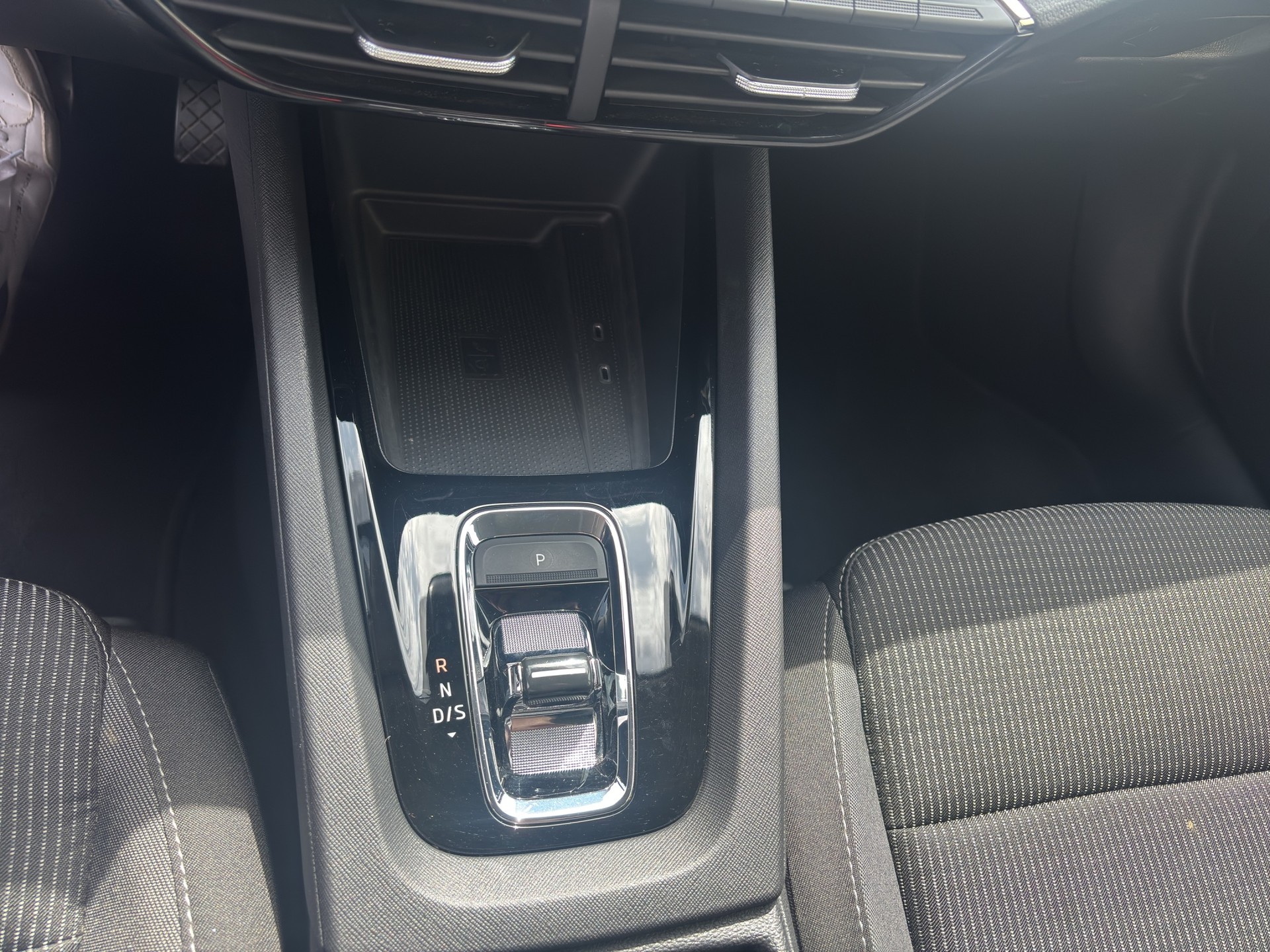 SKODA Octavia Combi 1.0 TSI mHEV DSG Ambition-image-15
