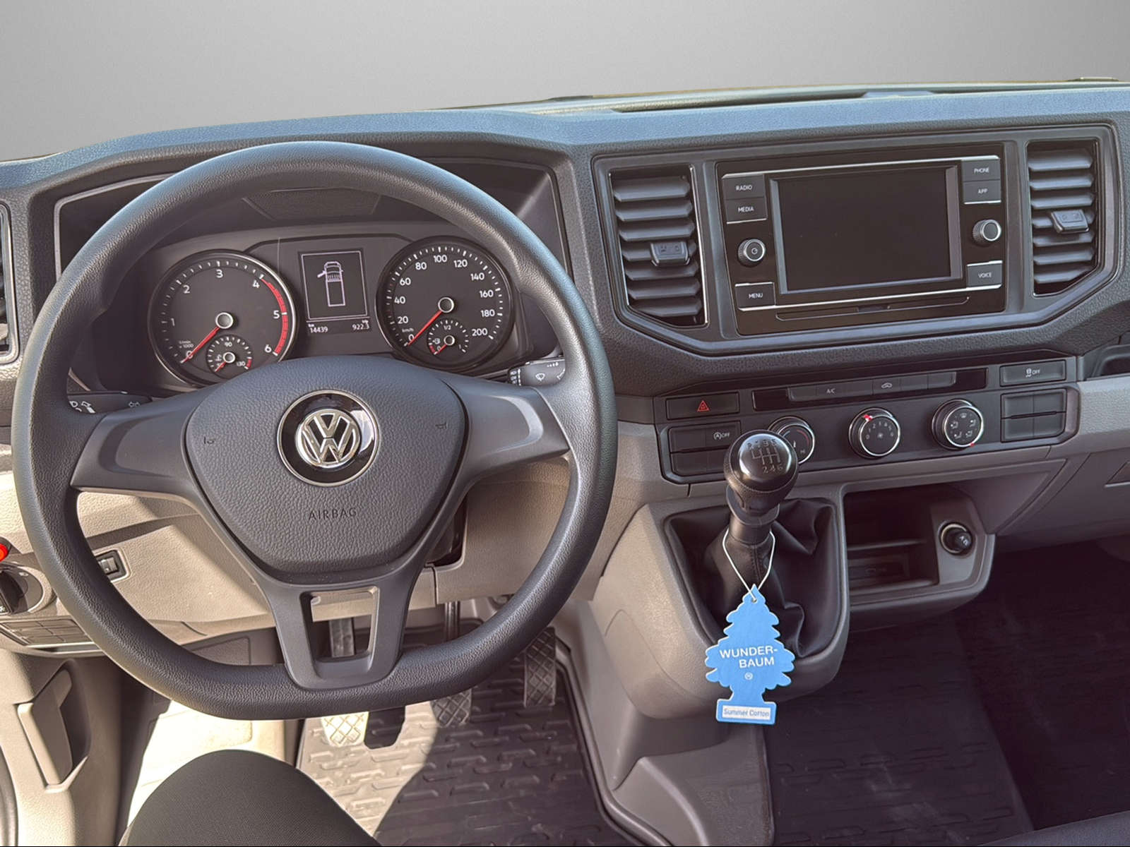 VW VW Crafter pont bâché et ridelle élévatrice-image-7