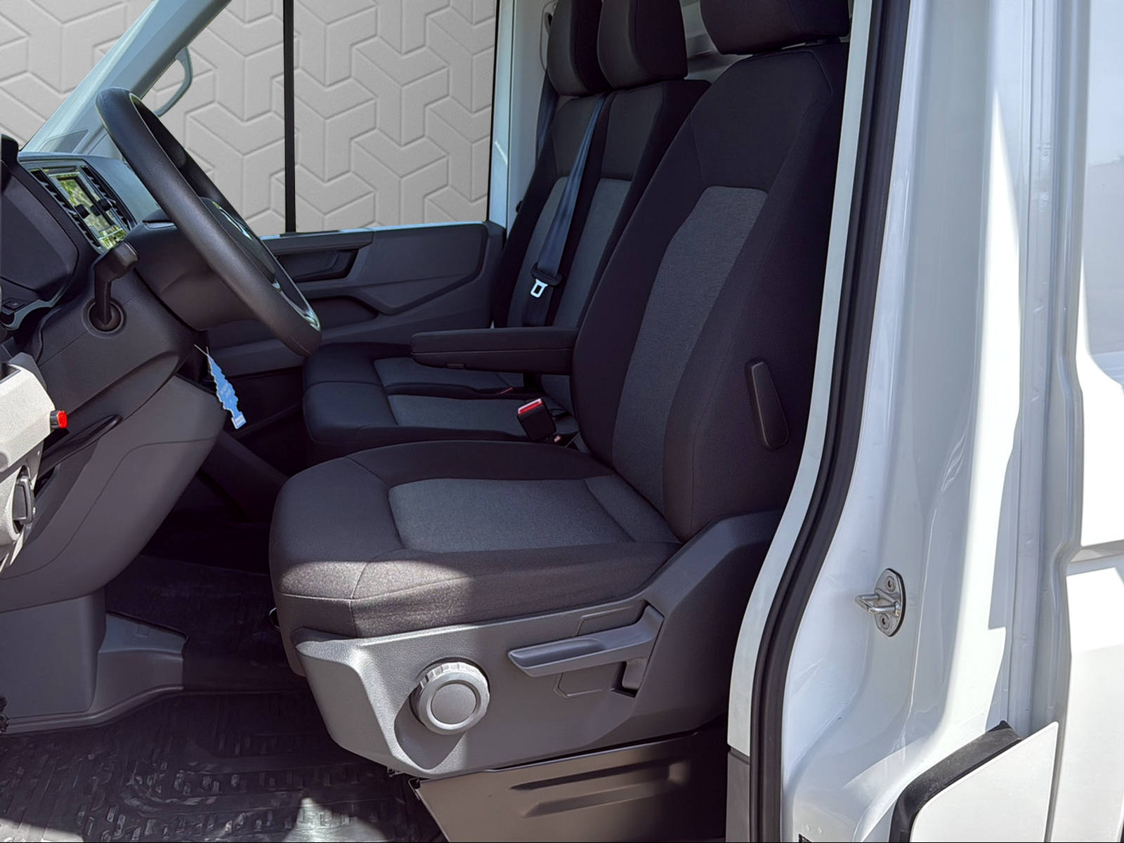 VW VW Crafter pont bâché et ridelle élévatrice-image-6