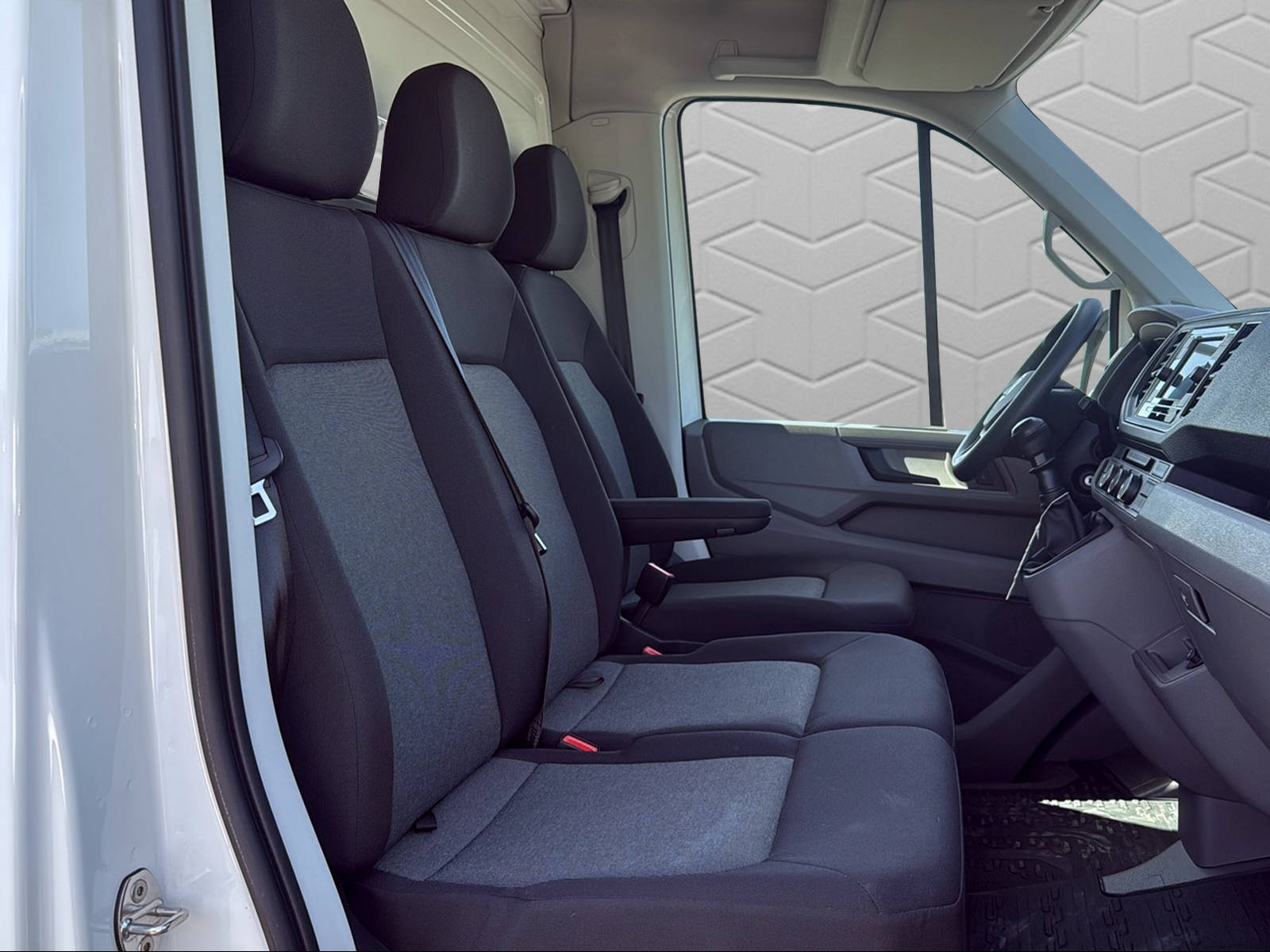 VW VW Crafter pont bâché et ridelle élévatrice-image-12