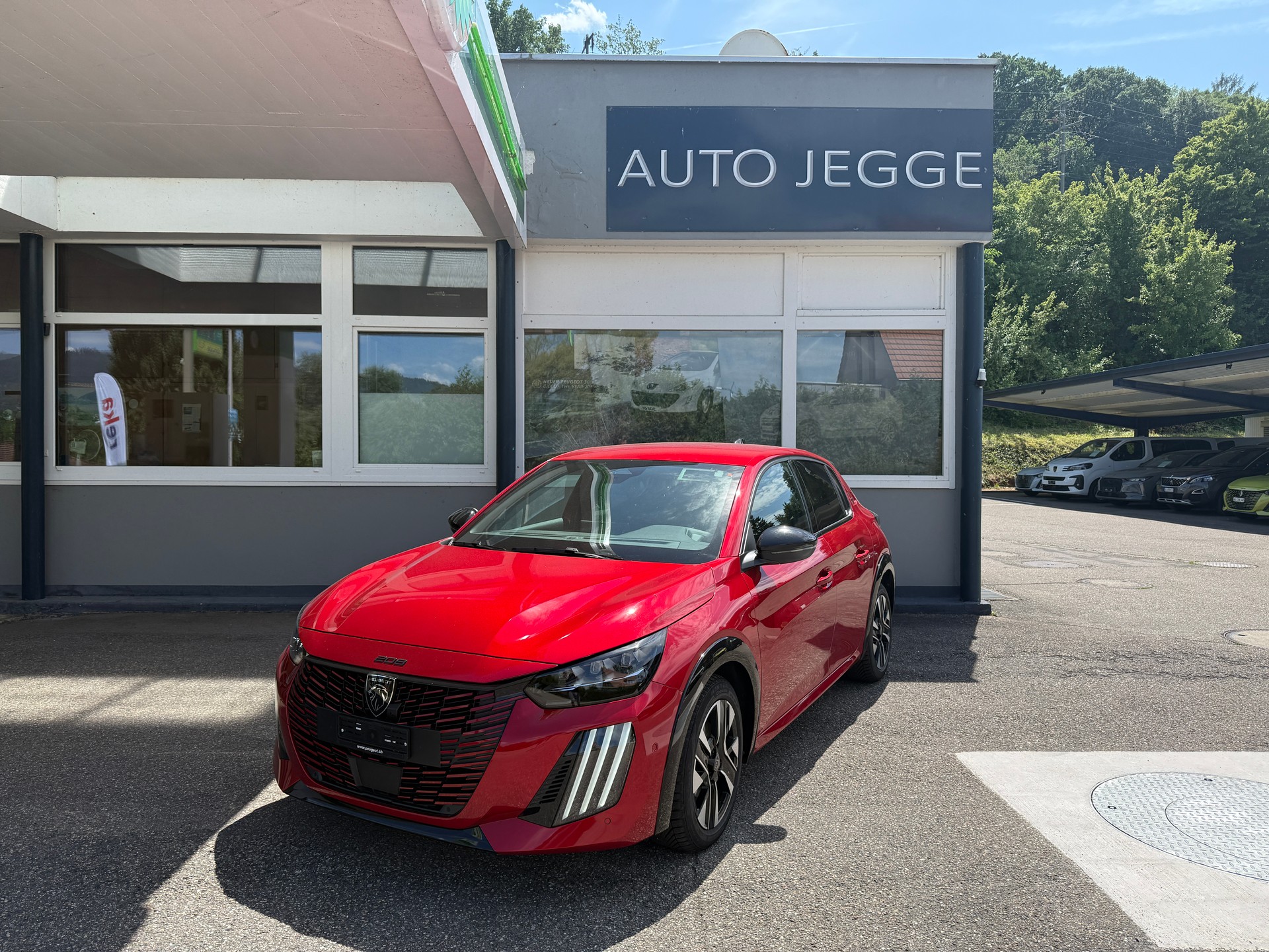 PEUGEOT 208 1.2 MHEV 145 GT-image-0
