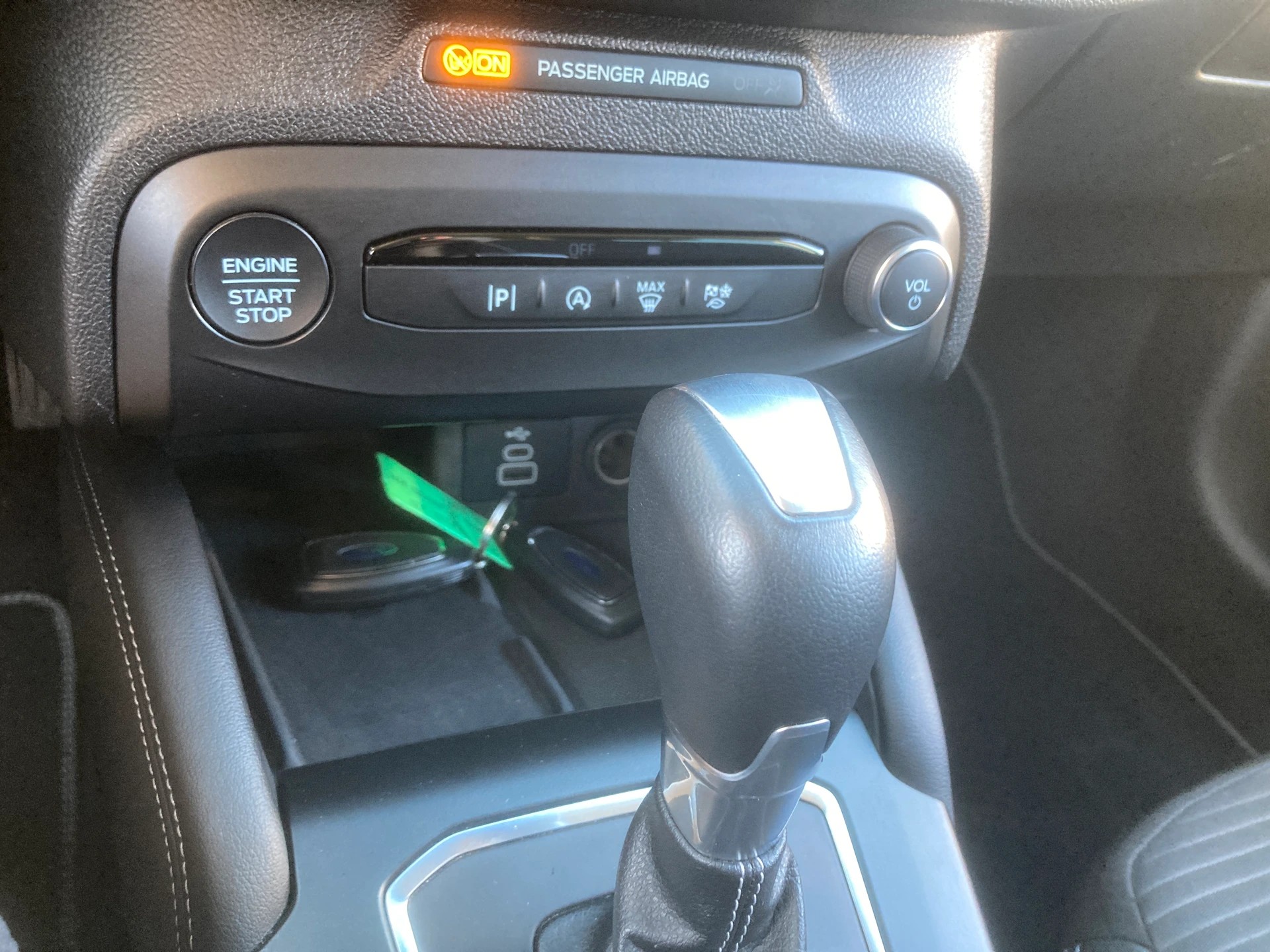 FORD Focus 1.0 MHEV Titanium X Automat-image-11