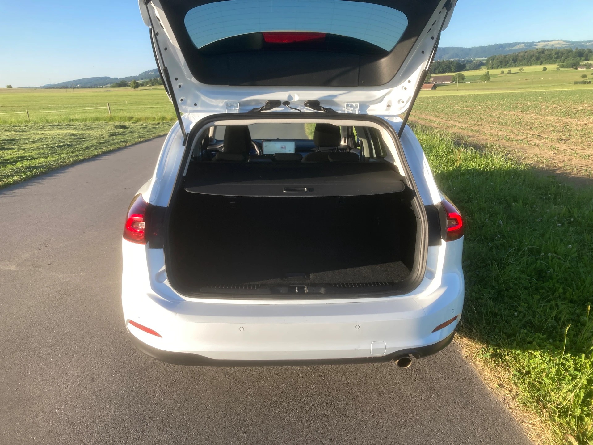 FORD Focus 1.0 MHEV Titanium X Automat-image-5