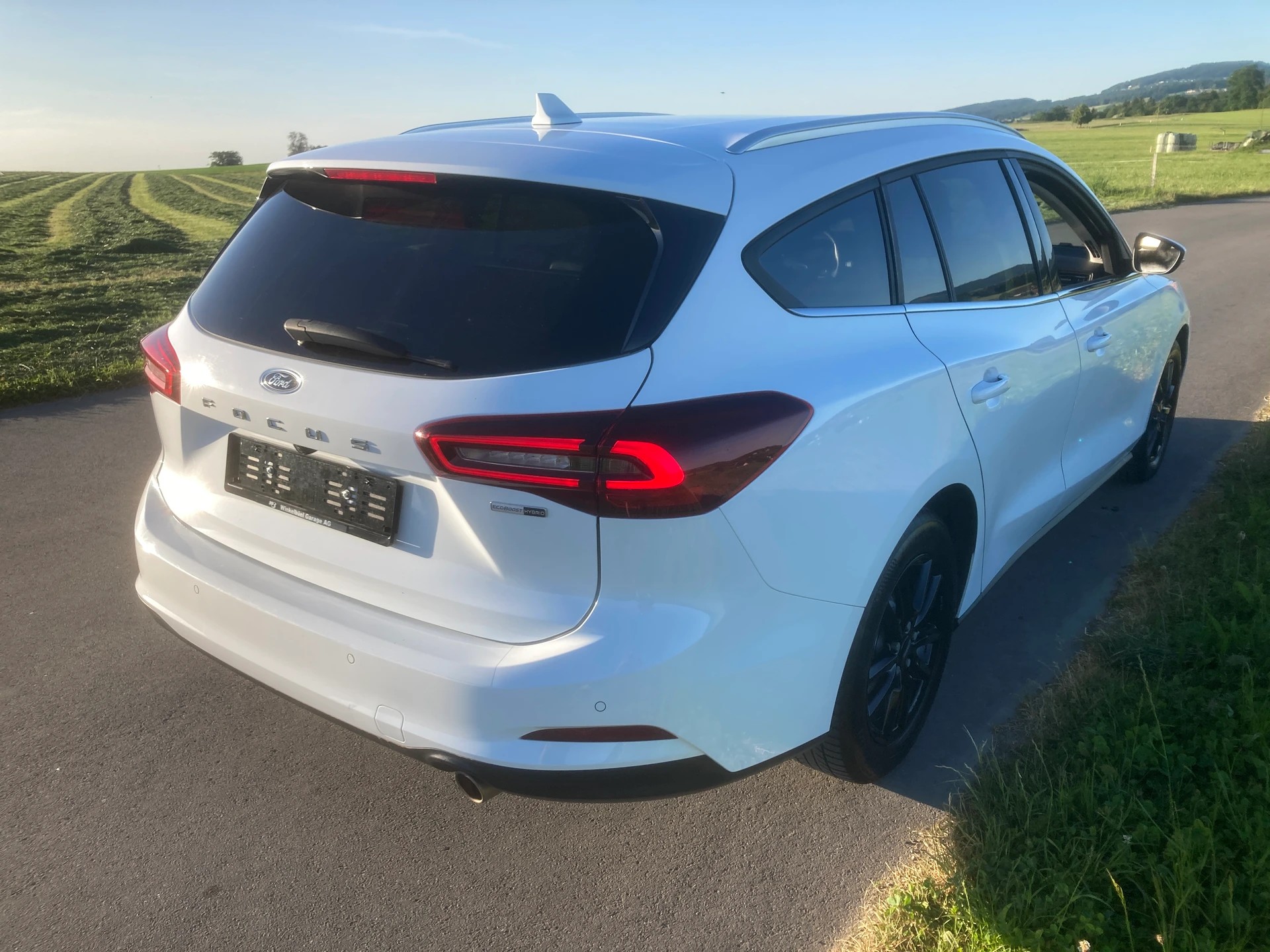 FORD Focus 1.0 MHEV Titanium X Automat-image-2
