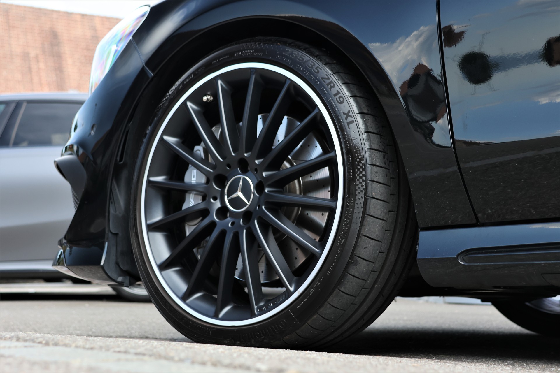 MERCEDES-BENZ CLA 45 AMG 4Matic Speedshift-image-7