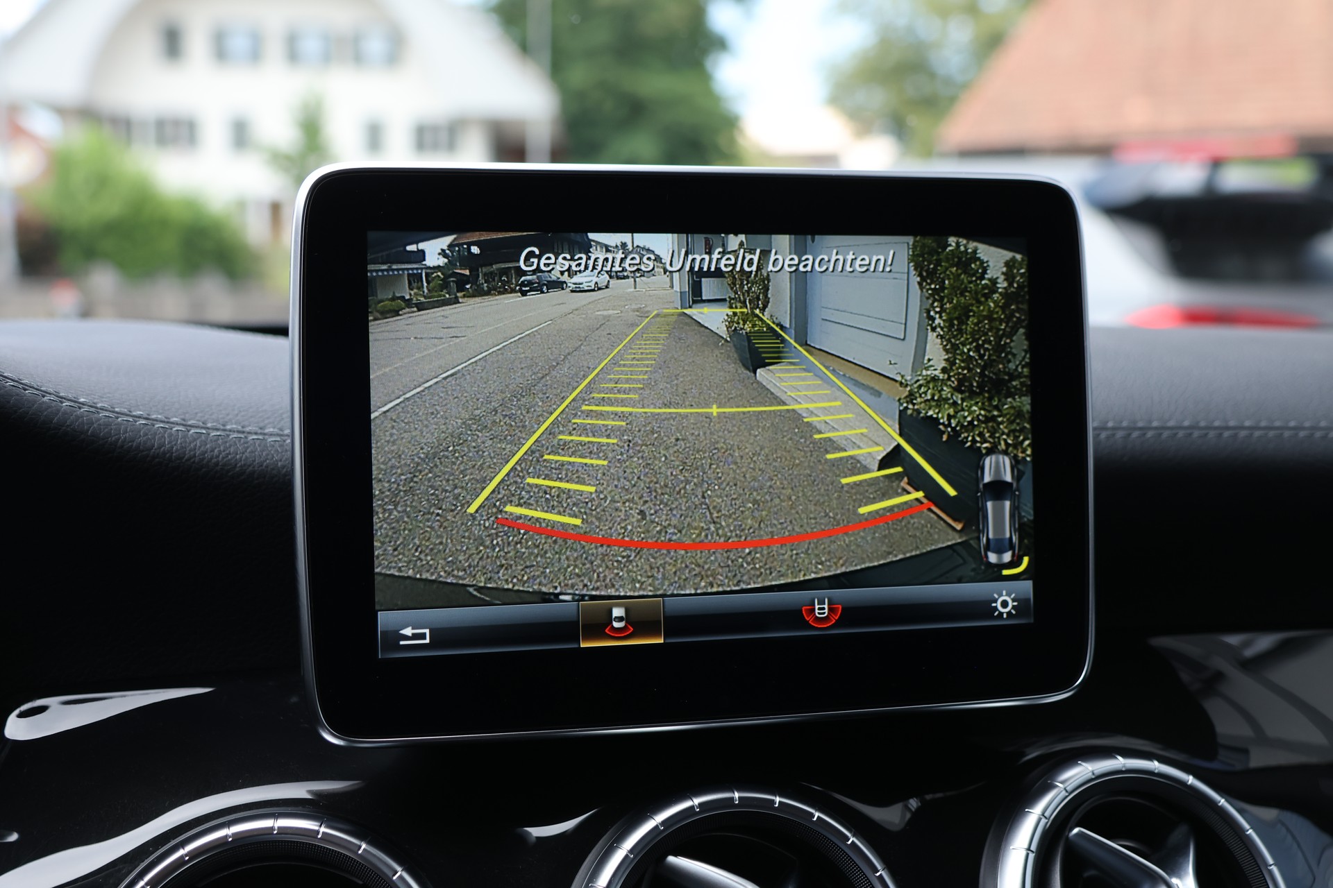 MERCEDES-BENZ CLA 45 AMG 4Matic Speedshift-image-23
