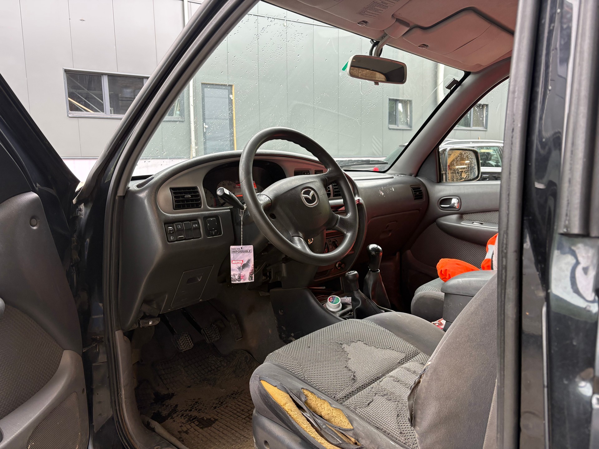 MAZDA B 2500TD 4x4 Strech Cab.Hurricane-image-6