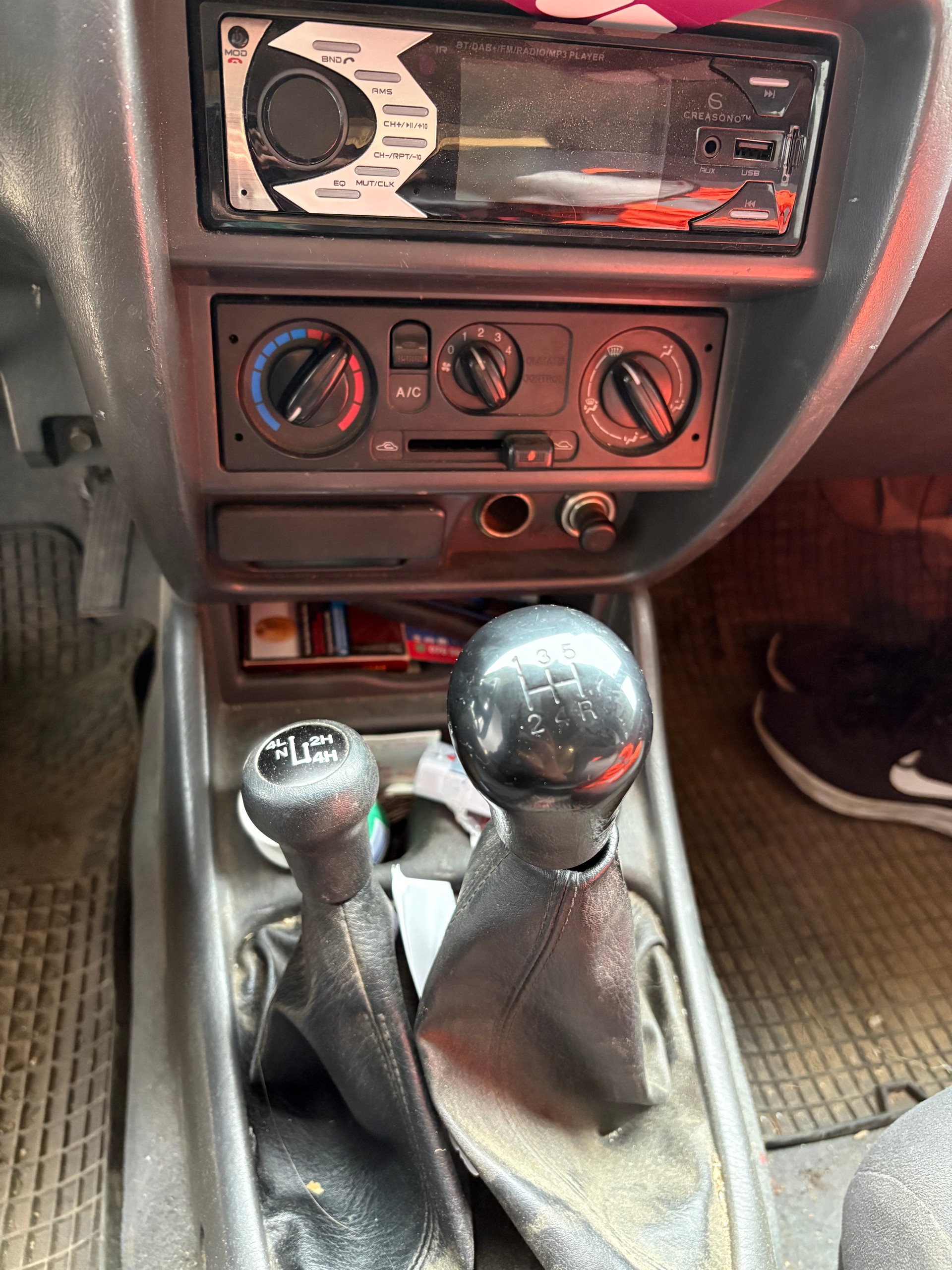 MAZDA B 2500TD 4x4 Strech Cab.Hurricane-image-7