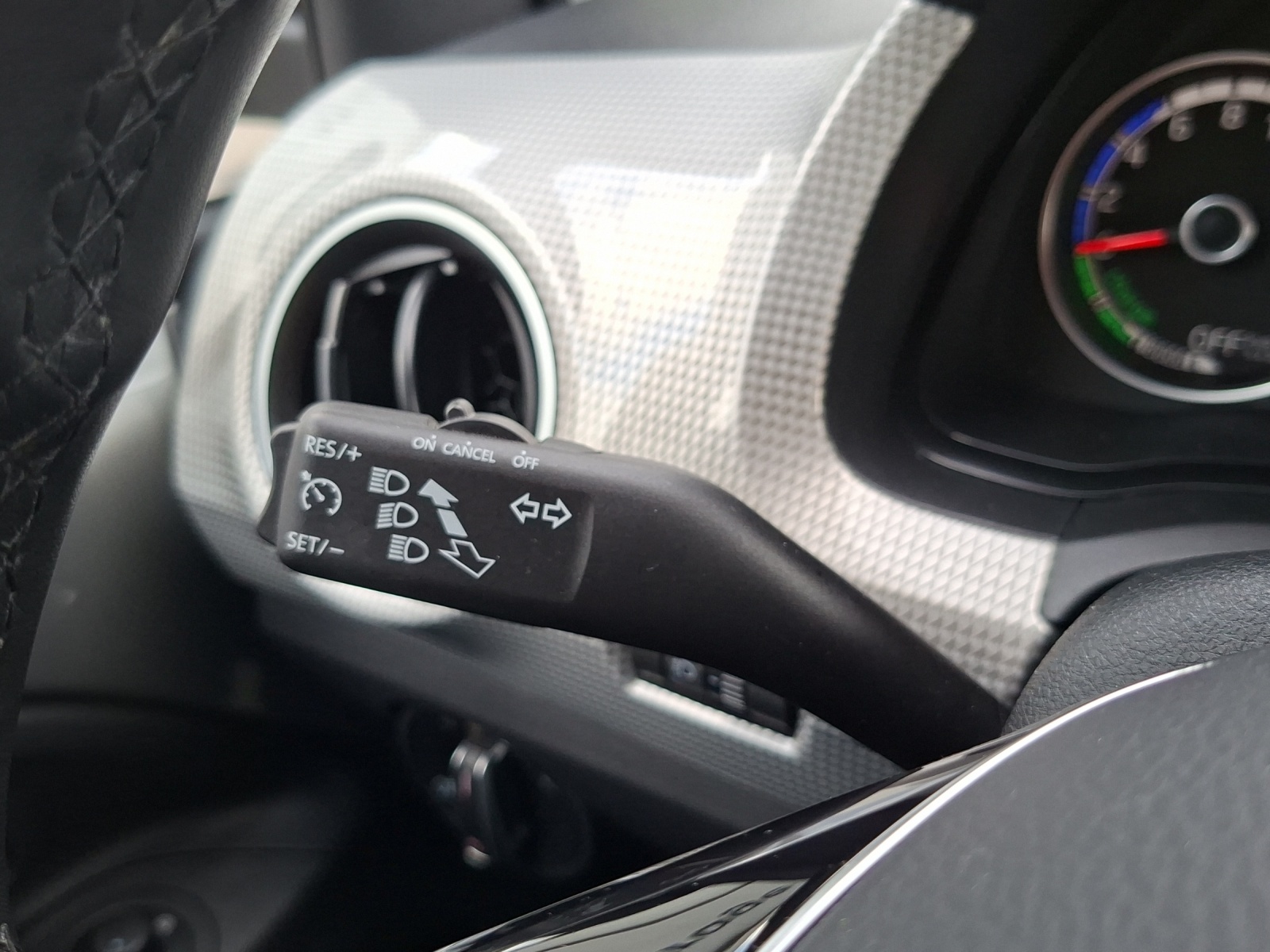 VW e-Up-image-22