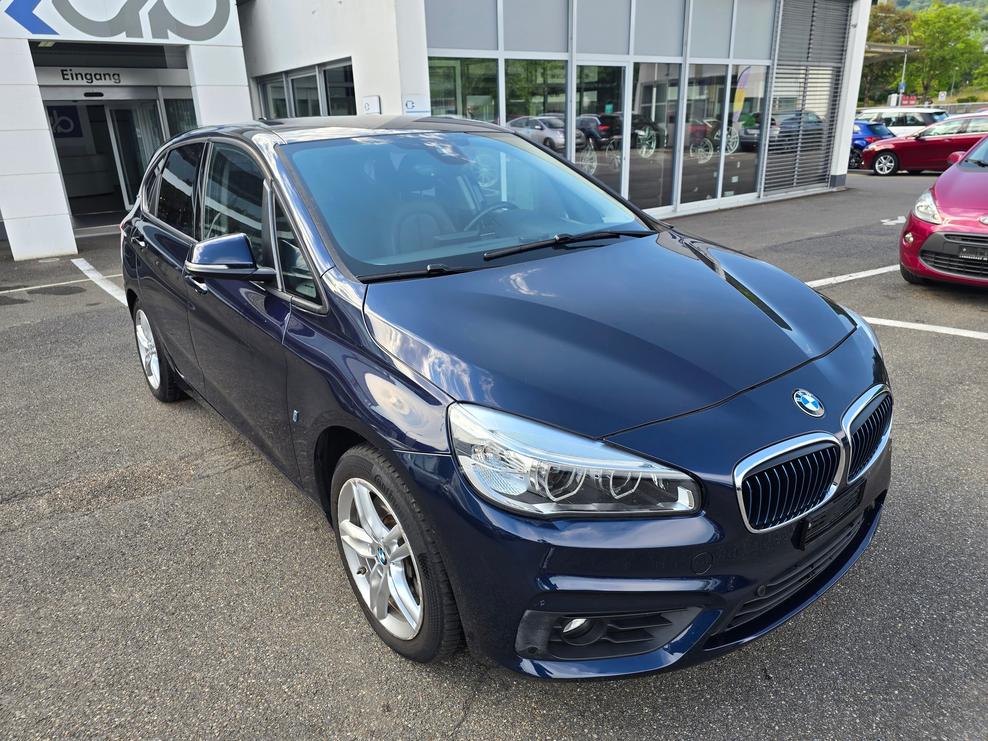 BMW 225xe iPerformance Active Tourer Steptronic-image-2