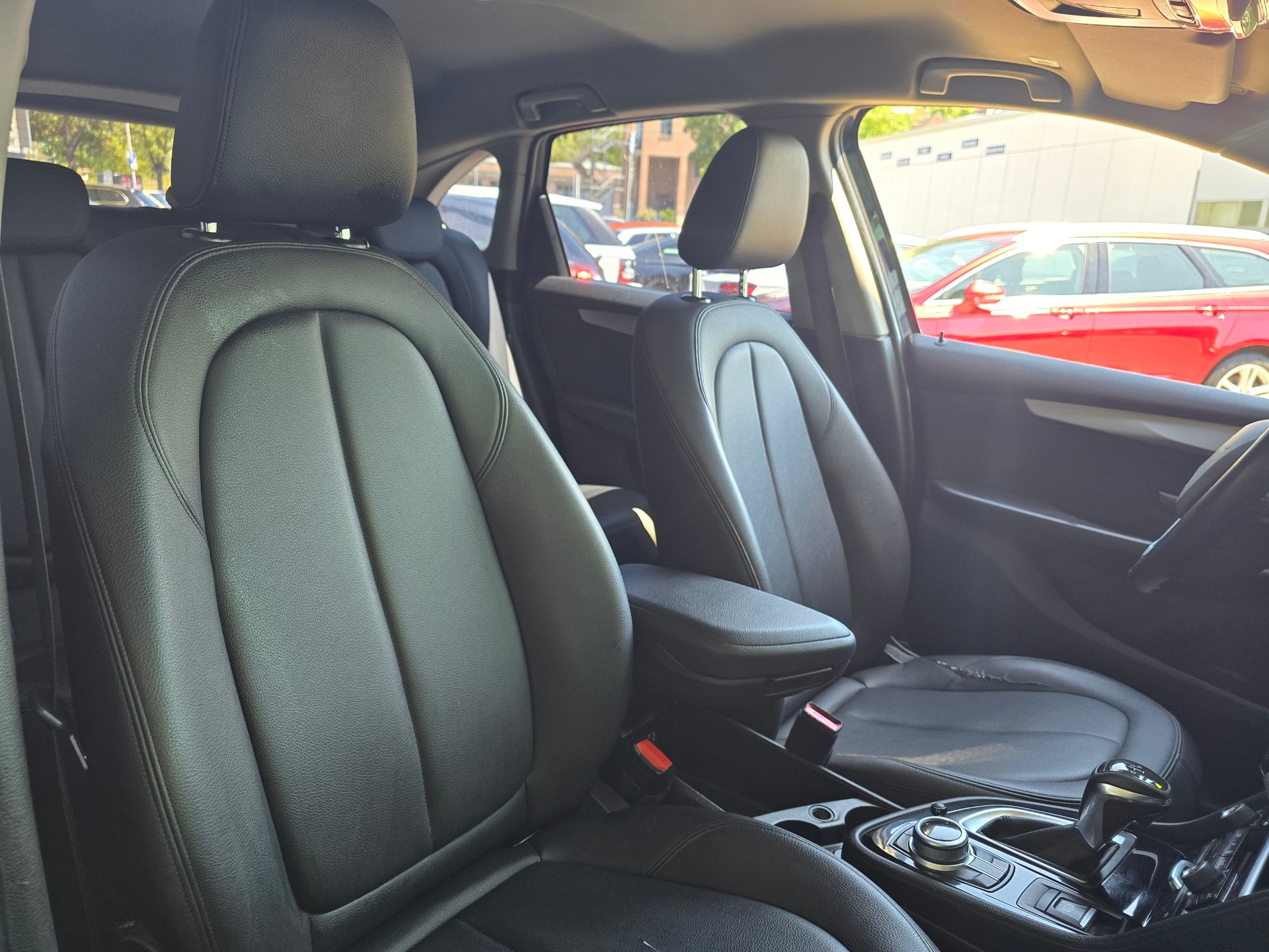 BMW 225xe iPerformance Active Tourer Steptronic-image-17