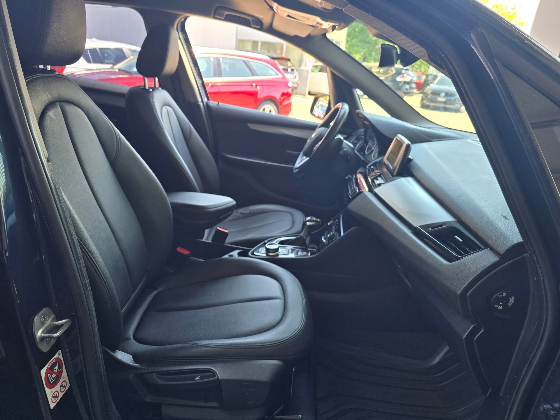 BMW 225xe iPerformance Active Tourer Steptronic-image-16