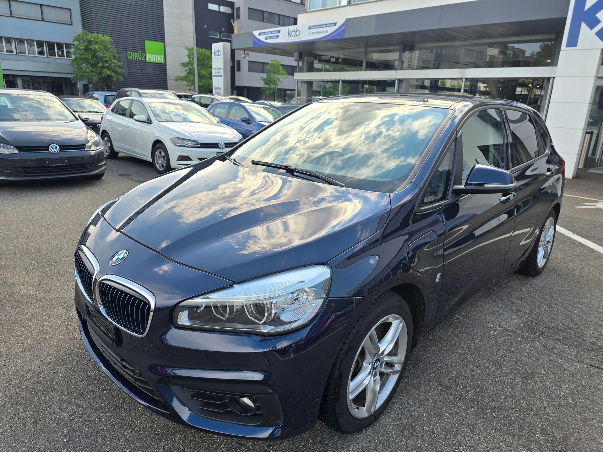 BMW 225xe iPerformance Active Tourer Steptronic-image-0