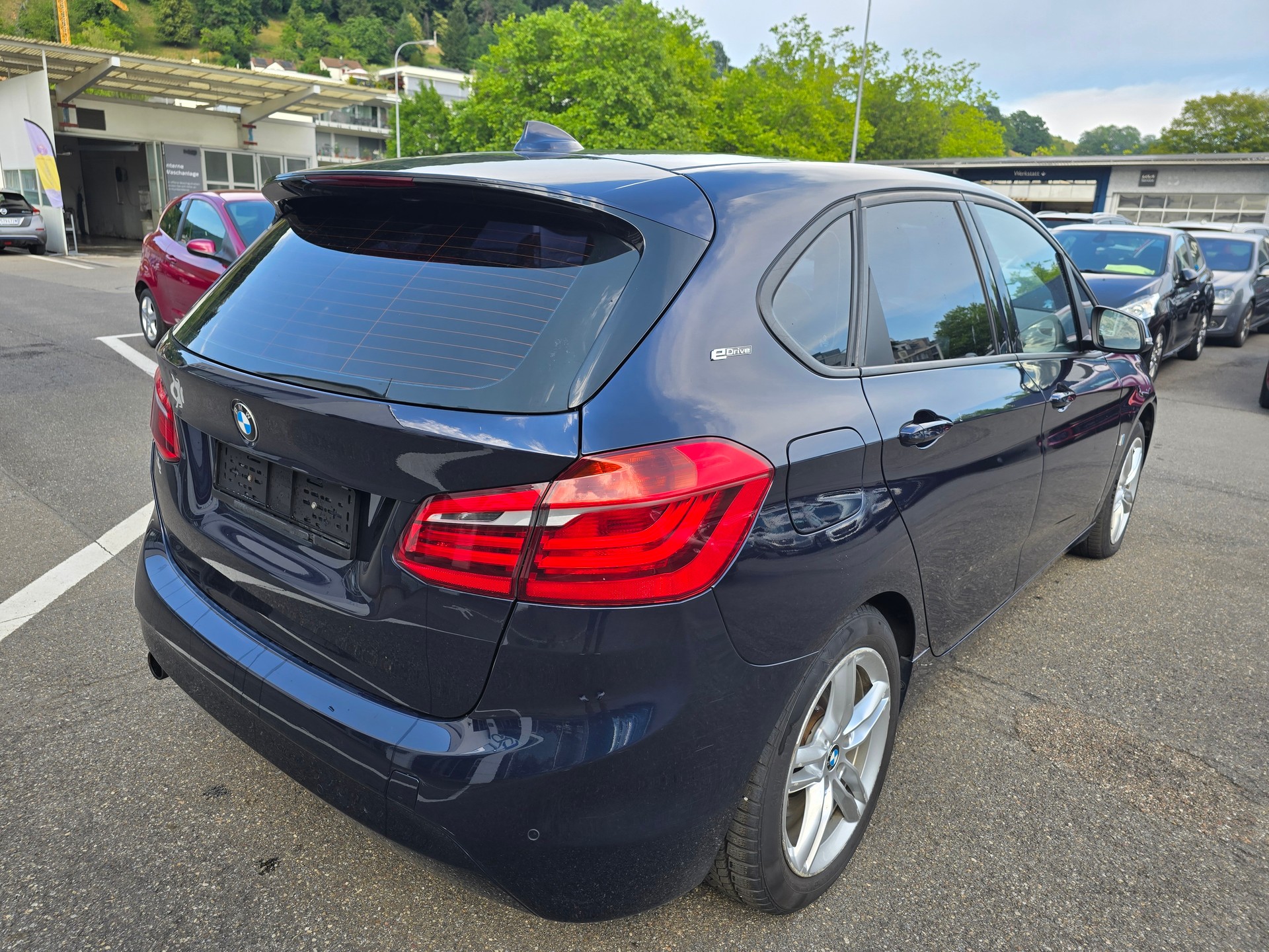 BMW 225xe iPerformance Active Tourer Steptronic-image-5