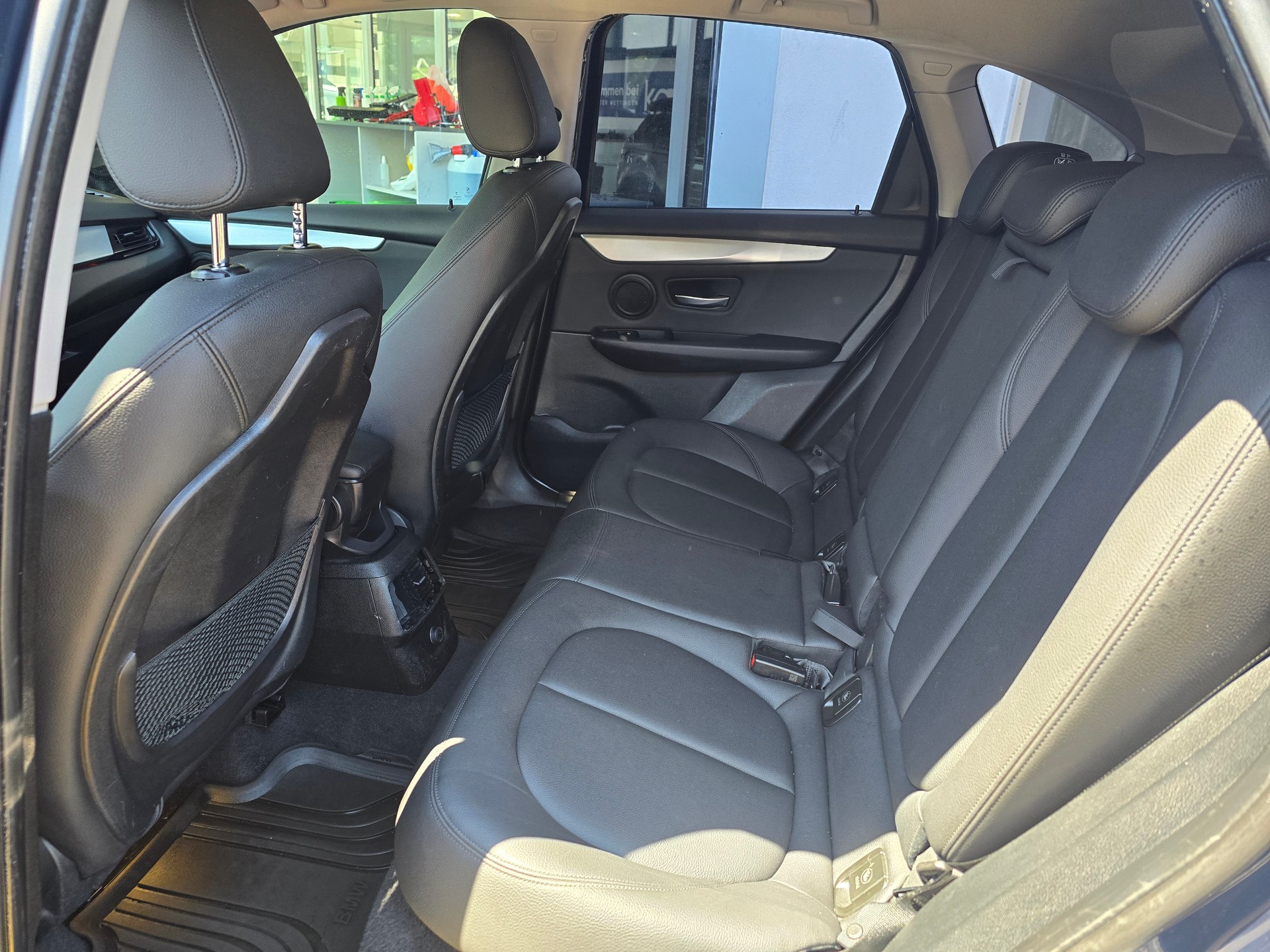 BMW 225xe iPerformance Active Tourer Steptronic-image-11