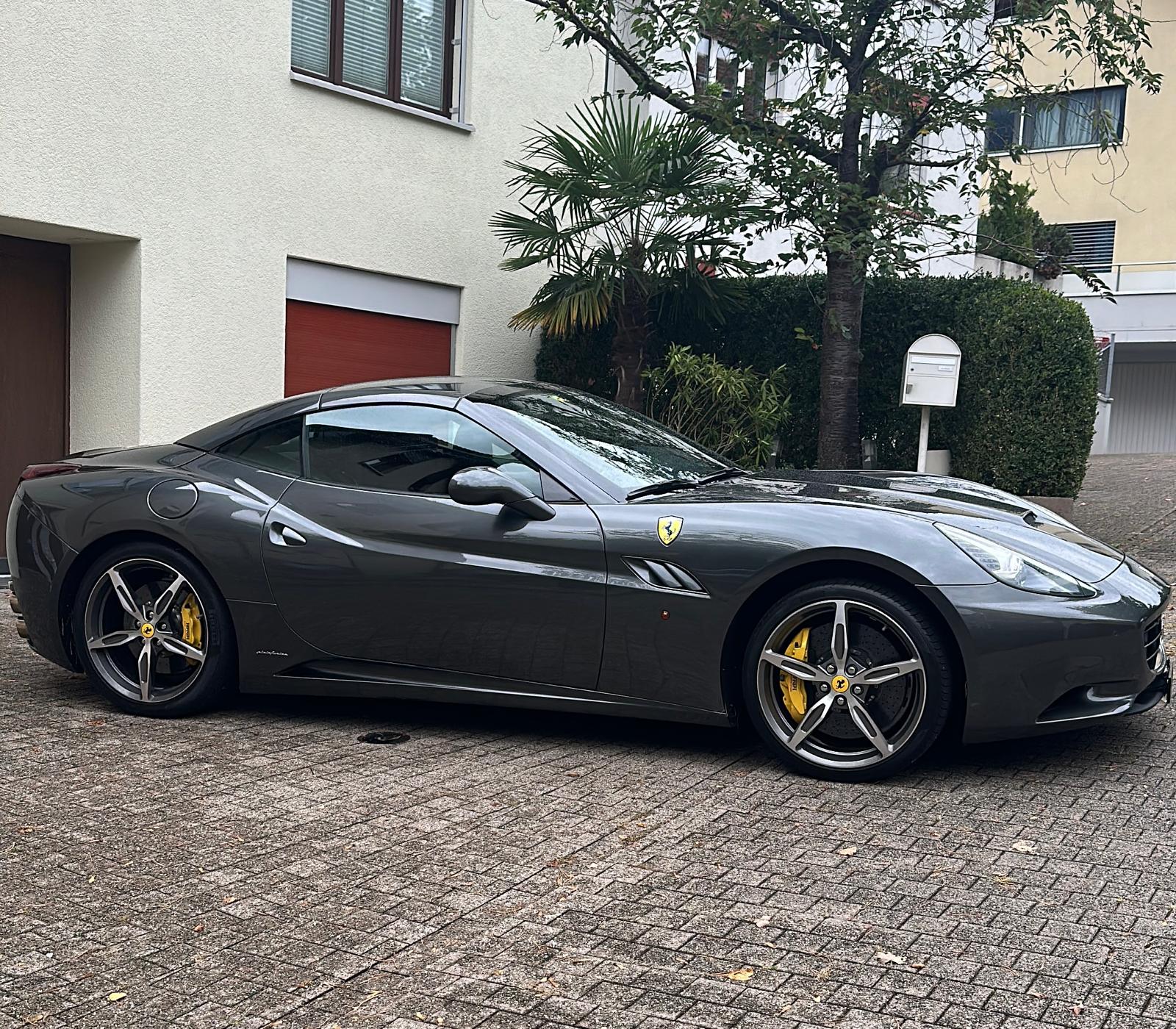 FERRARI Trenta 490 cv-image-1