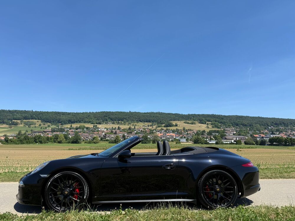 PORSCHE 911 Cabrio Carrera 4 GTS PDK-image-2