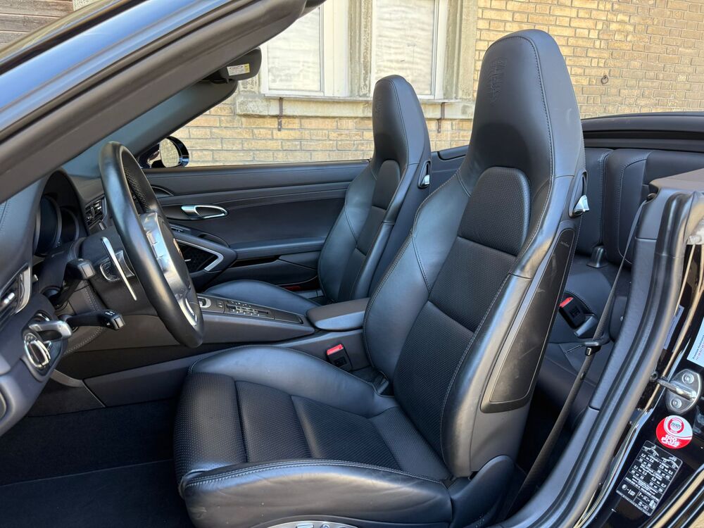 PORSCHE 911 Cabrio Carrera 4 GTS PDK-image-5