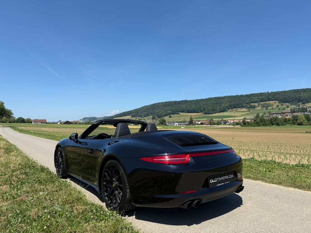 PORSCHE 911 Cabrio Carrera 4 GTS PDK-image-1