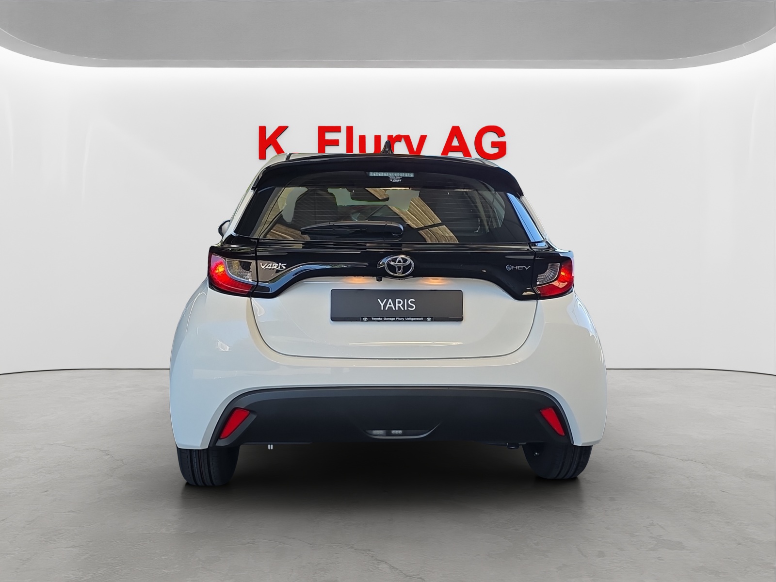 TOYOTA Yaris 1.5 VVT-i HSD Comfort-image-3