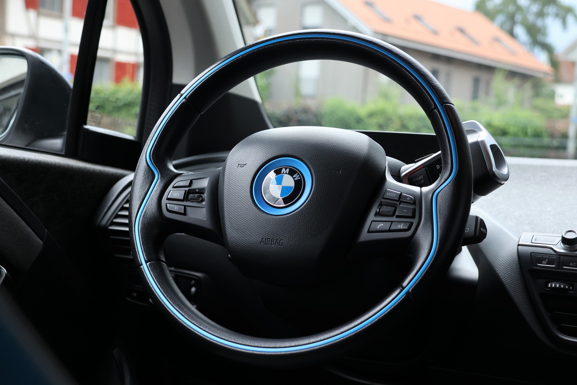 BMW i3 (120Ah) (CH)-image-14