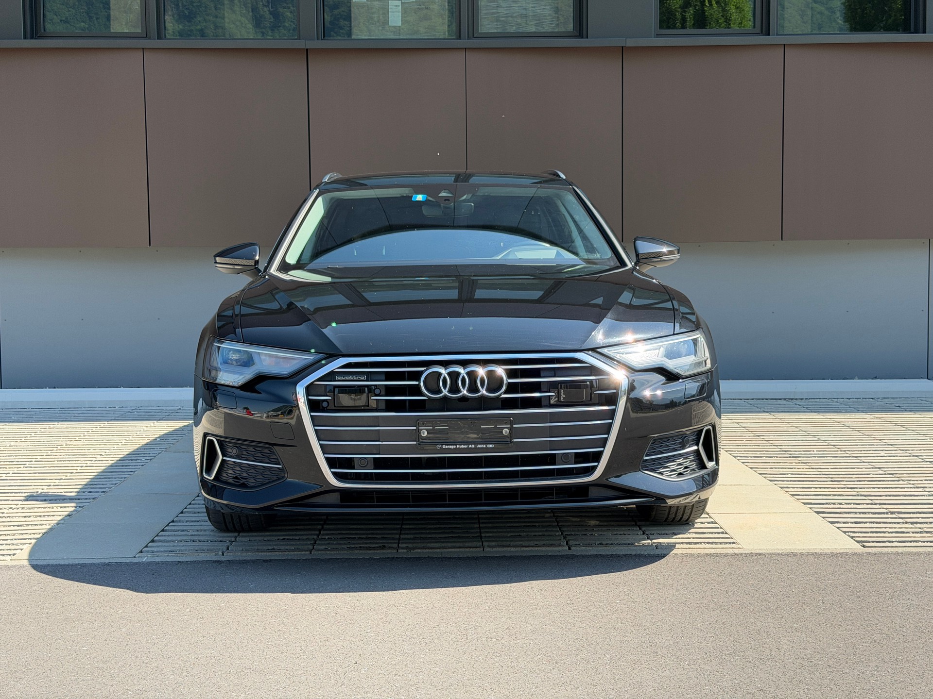 AUDI A6 Avant 40 TDI Design quattro S-tronic-image-1