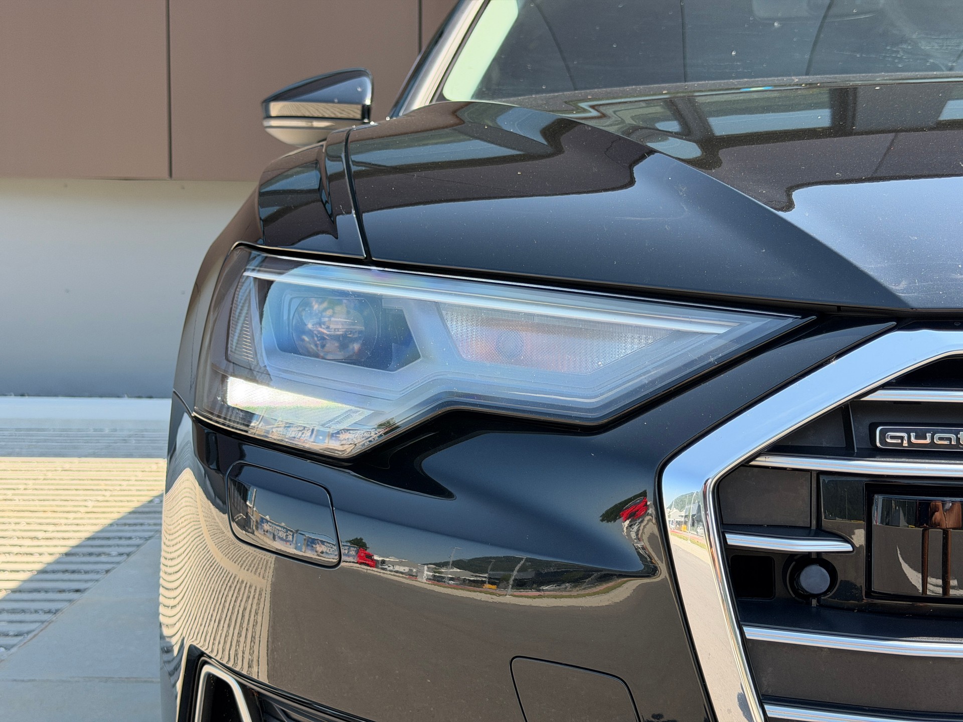 AUDI A6 Avant 40 TDI Design quattro S-tronic-image-7