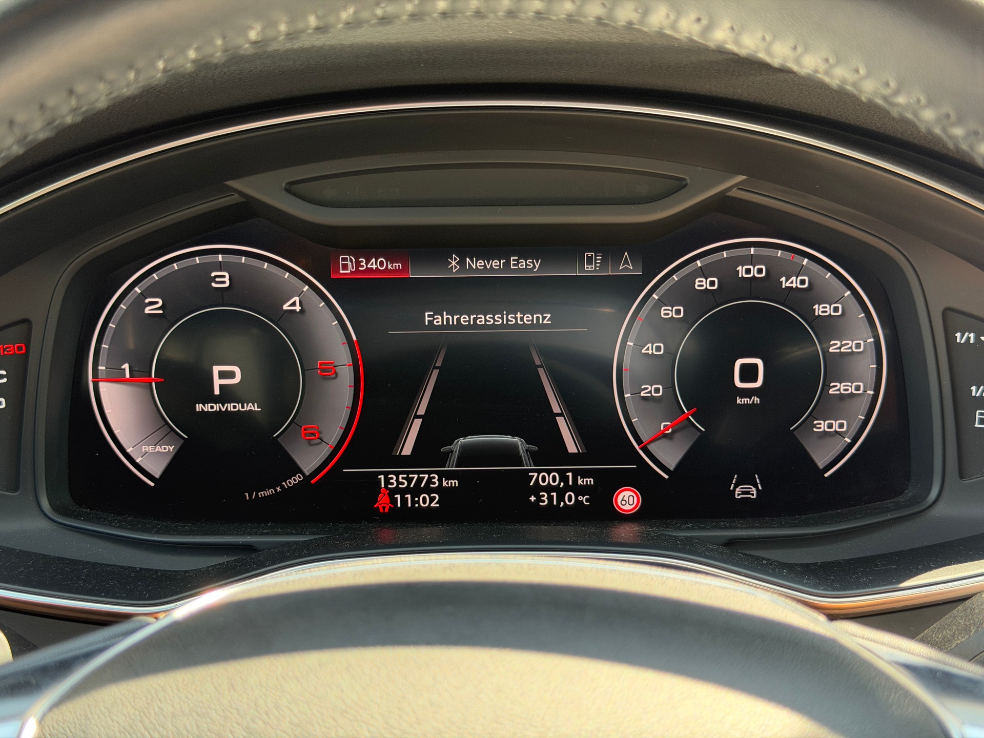 AUDI A6 Avant 40 TDI Design quattro S-tronic-image-10