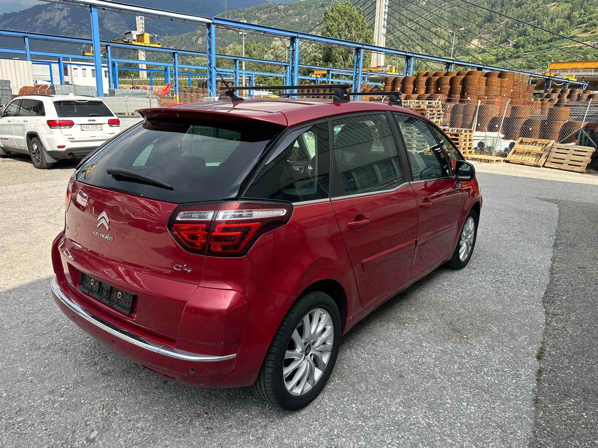 CITROEN C4 Picasso 1.6 HDI 16V Attraction EGS6-image-3