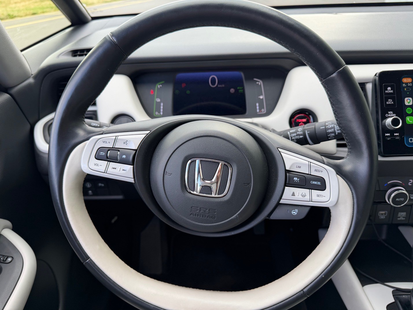 HONDA 1.5 i-MMD Executive-image-9