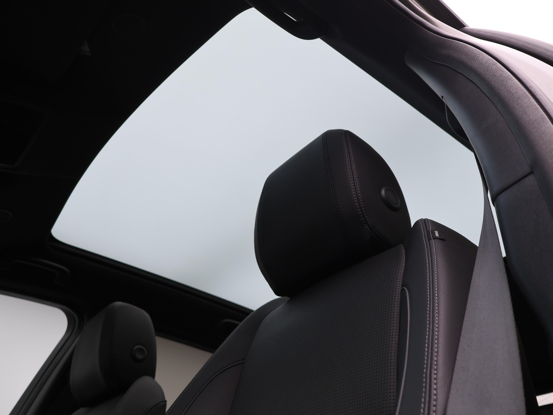 LAND ROVER Discovery Sport 2.0 I4 Dynamic SE 7P-image-12