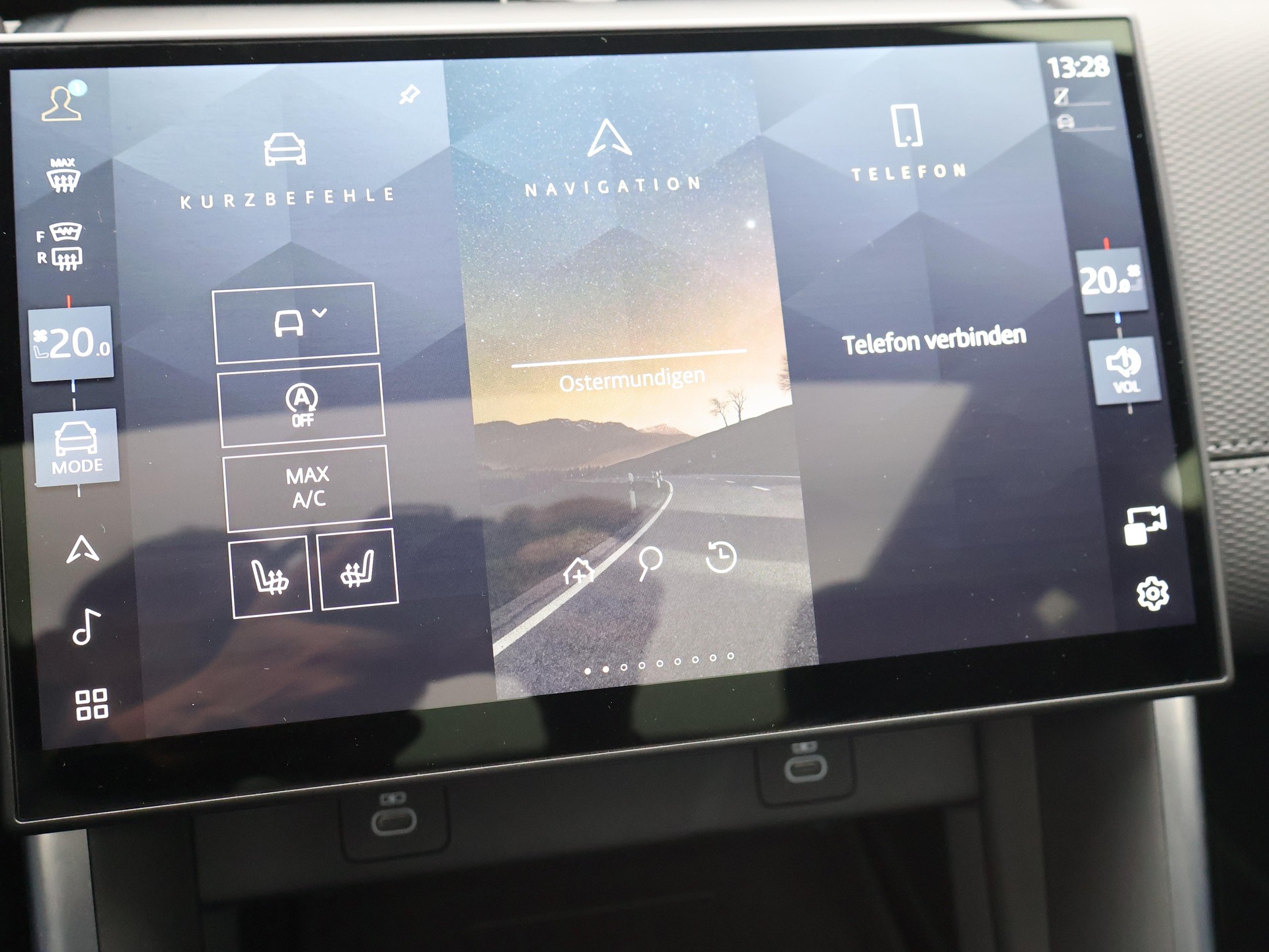 LAND ROVER Discovery Sport 2.0 I4 Dynamic SE 7P-image-15