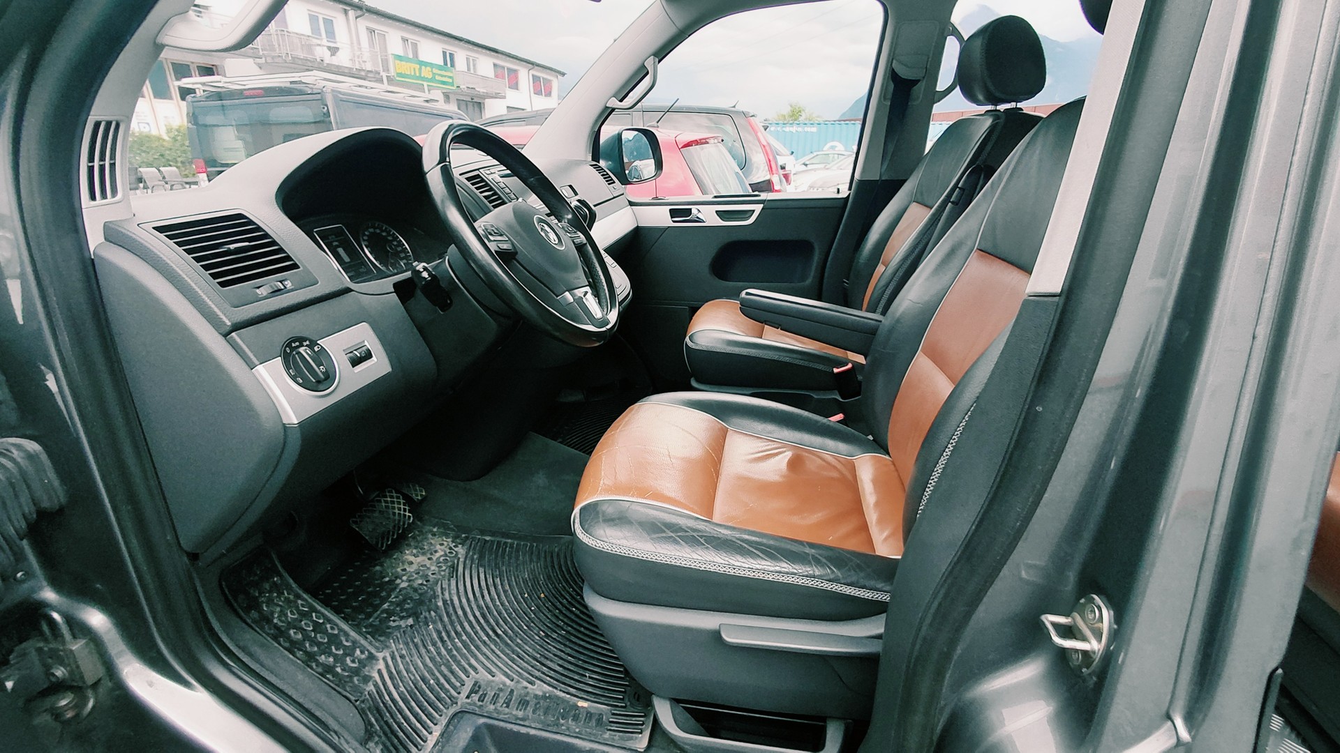 VW T5 Multivan 2.0 Bi-TDI CR Panamericana 4Motion DSG-image-6