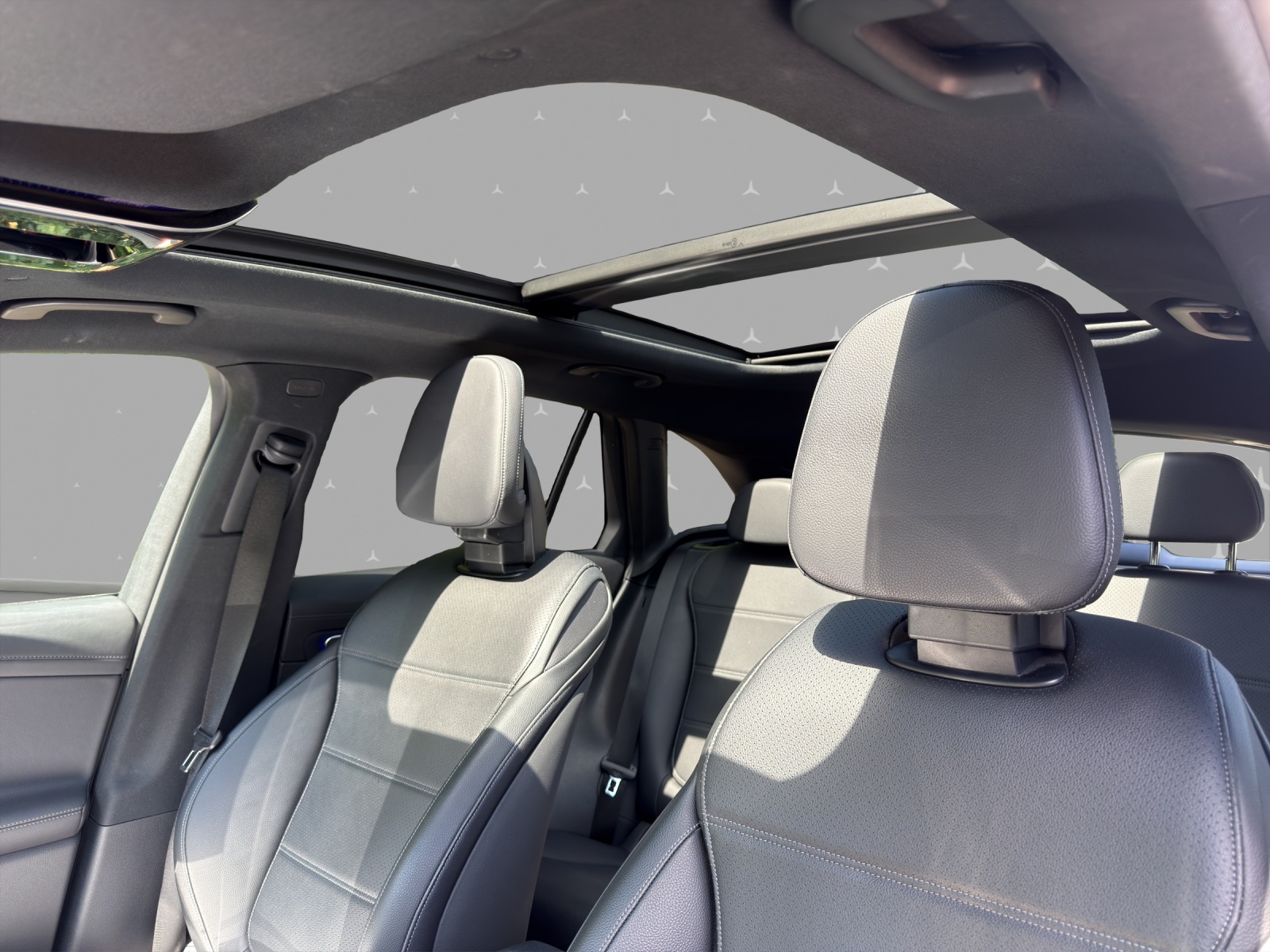 MERCEDES-BENZ GLC 220 d 4Matic 9G-Tronic-image-8