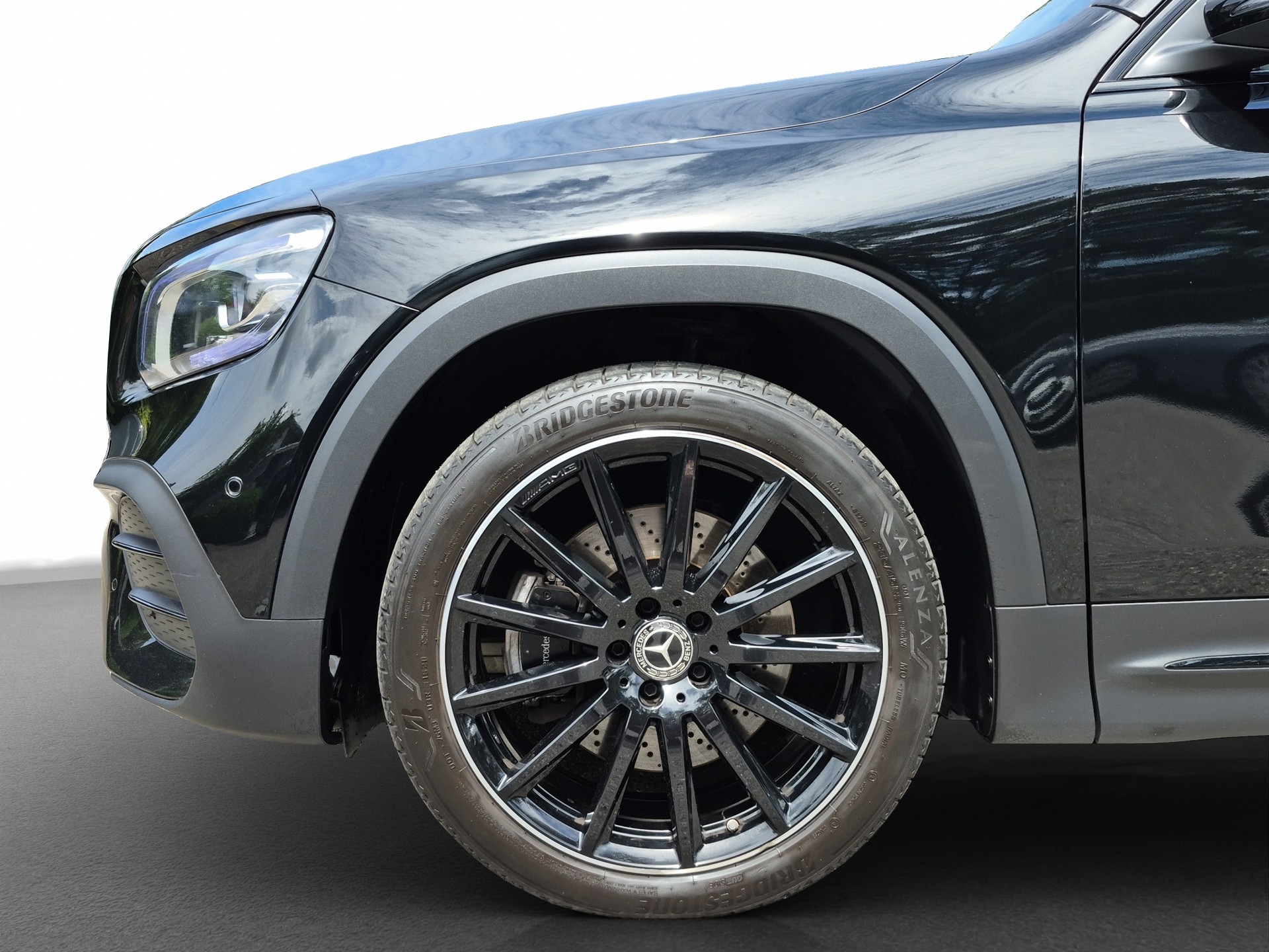 MERCEDES-BENZ GLB 220 d 4Matic AMG Line 8G-Tronic *Night Paket, Panodach, Carplay*-image-3
