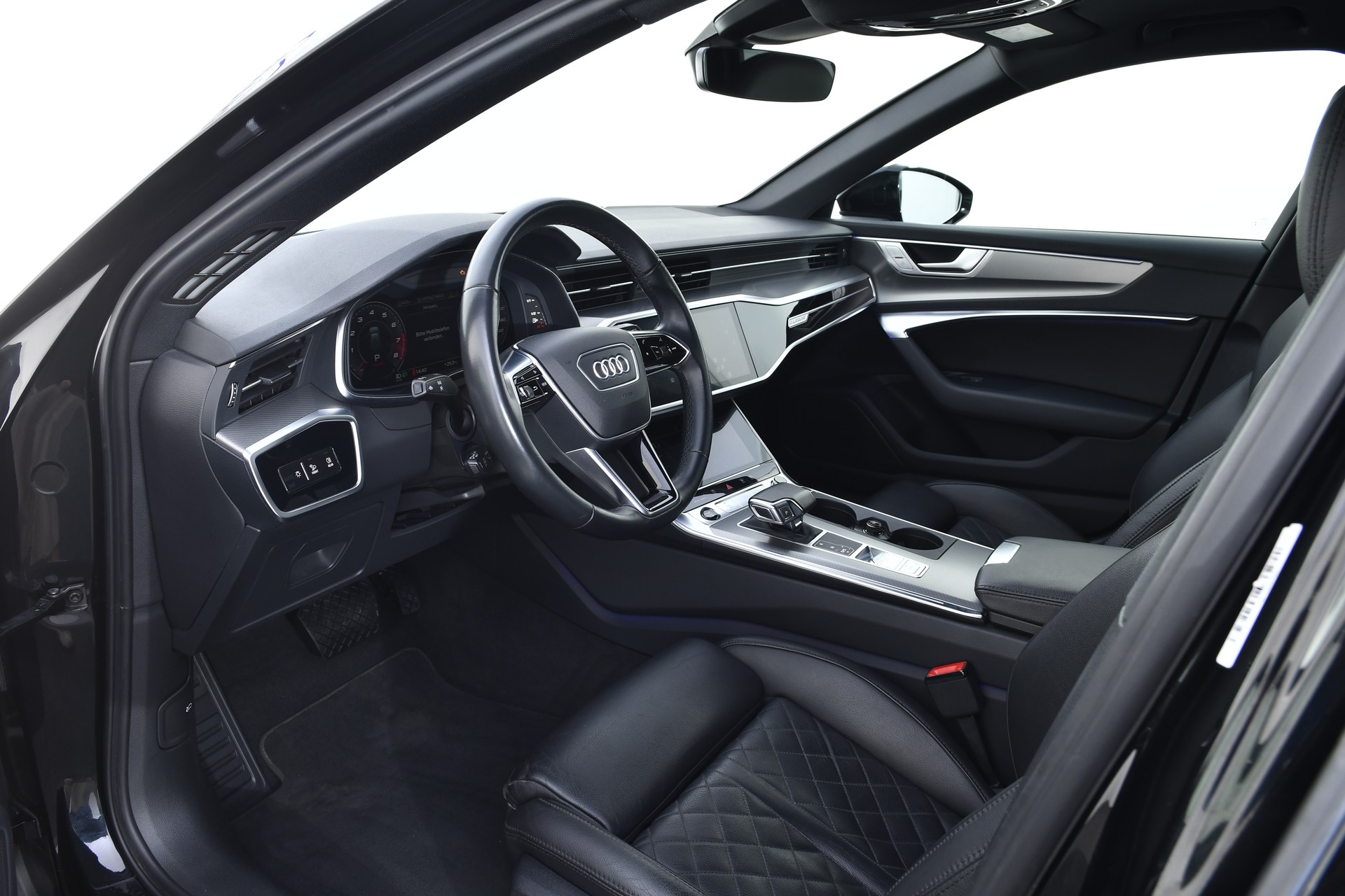 AUDI A6 Avant 45 TFSI Sport S-tronic quattro-image-10