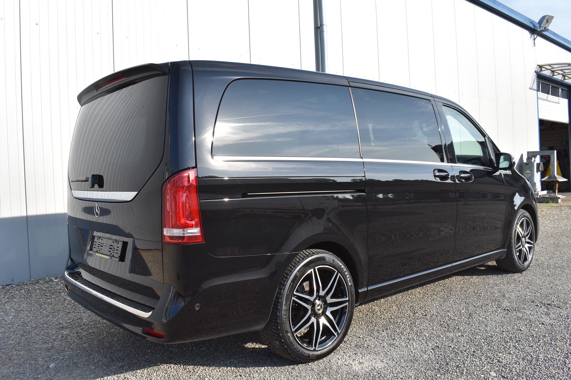 MERCEDES-BENZ V 300 d lang 4Matic 9G-Tronic-image-3