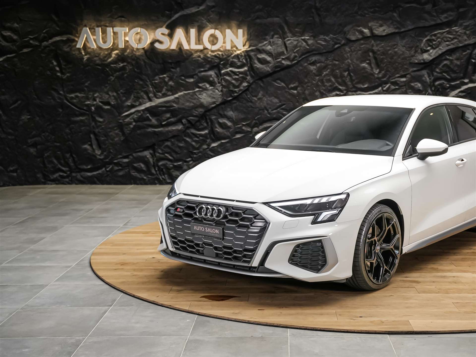 AUDI S3 Sportback 2.0 TFSI quattro S-tronic 19" Felgen*Assistenzpaket*-image-15