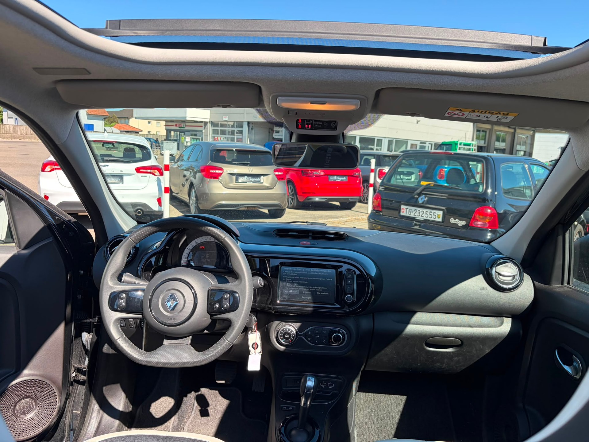 RENAULT Twingo Electric Urban Night-image-8