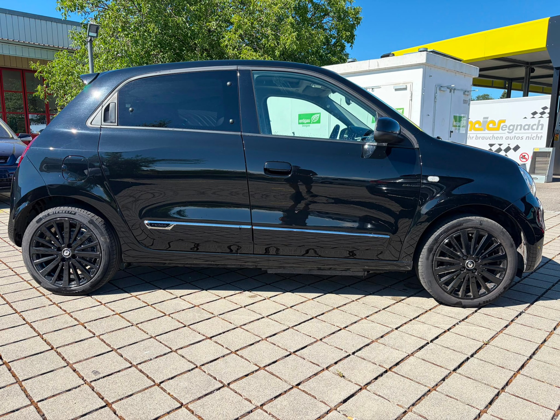 RENAULT Twingo Electric Urban Night-image-4