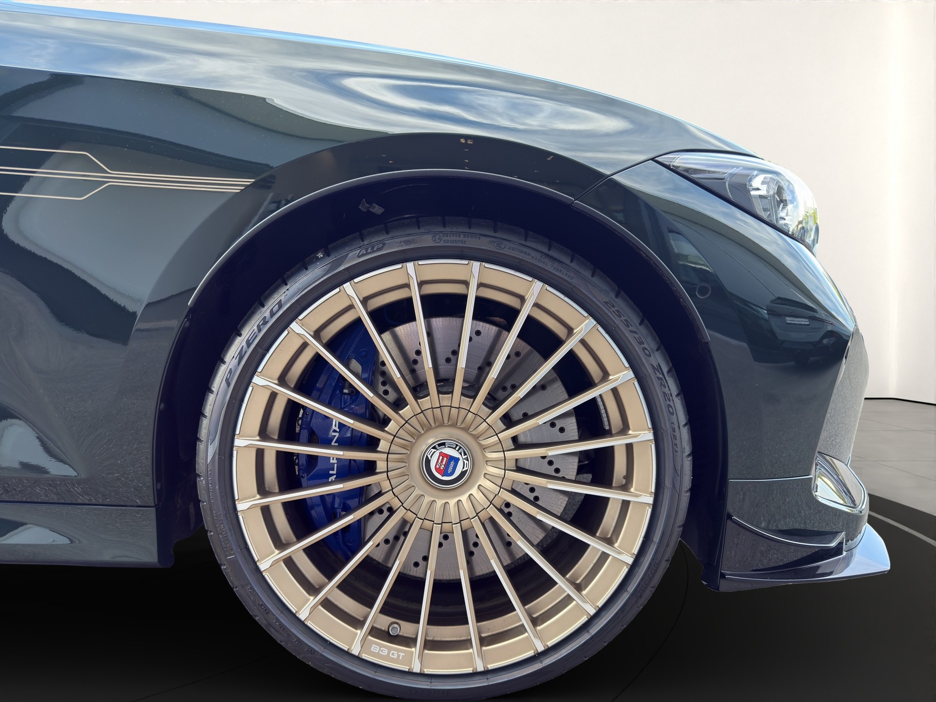 BMW-ALPINA B3 S BiT Touring 3.0 GT-image-6
