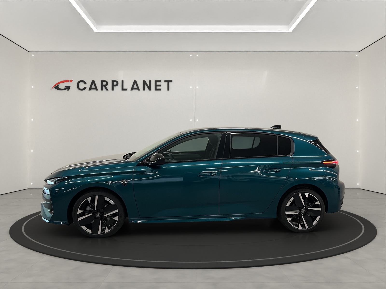 PEUGEOT 308 1.2 Hybrid GT-image-1