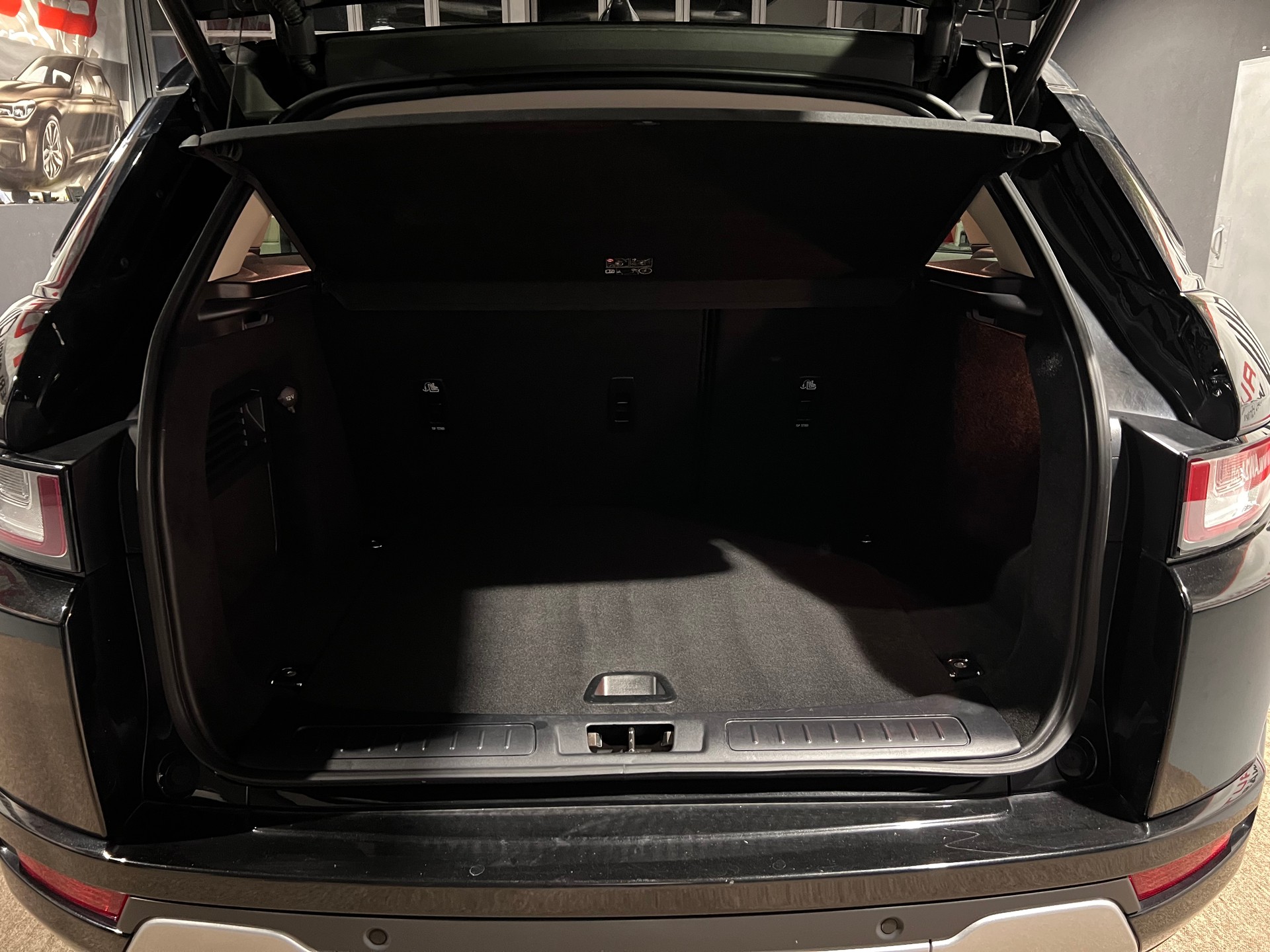 LAND ROVER Range Rover Evoque 2.0 Si4 Autobiography AT9-image-4