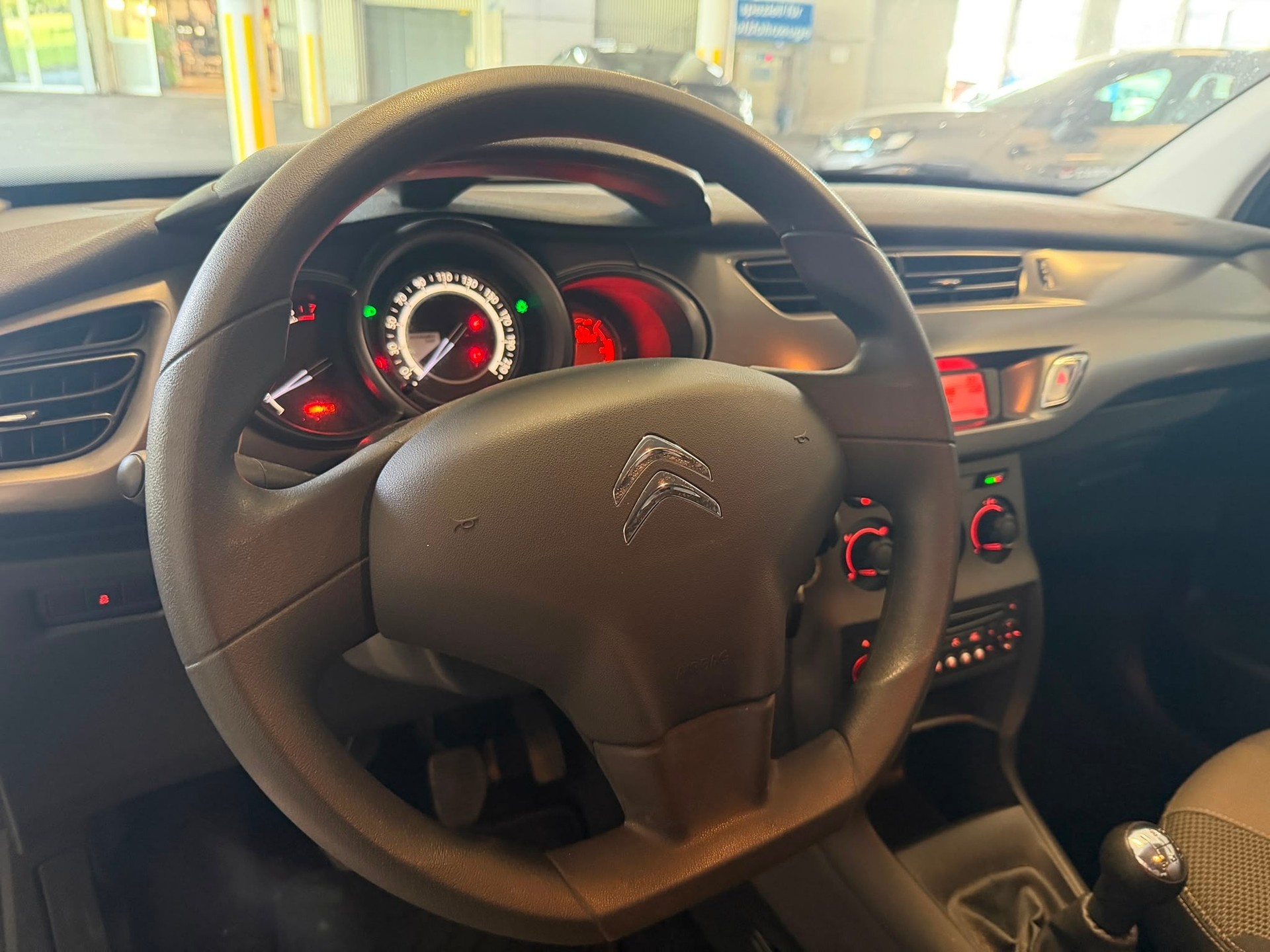 CITROEN C3 1.2i Séduction-image-10