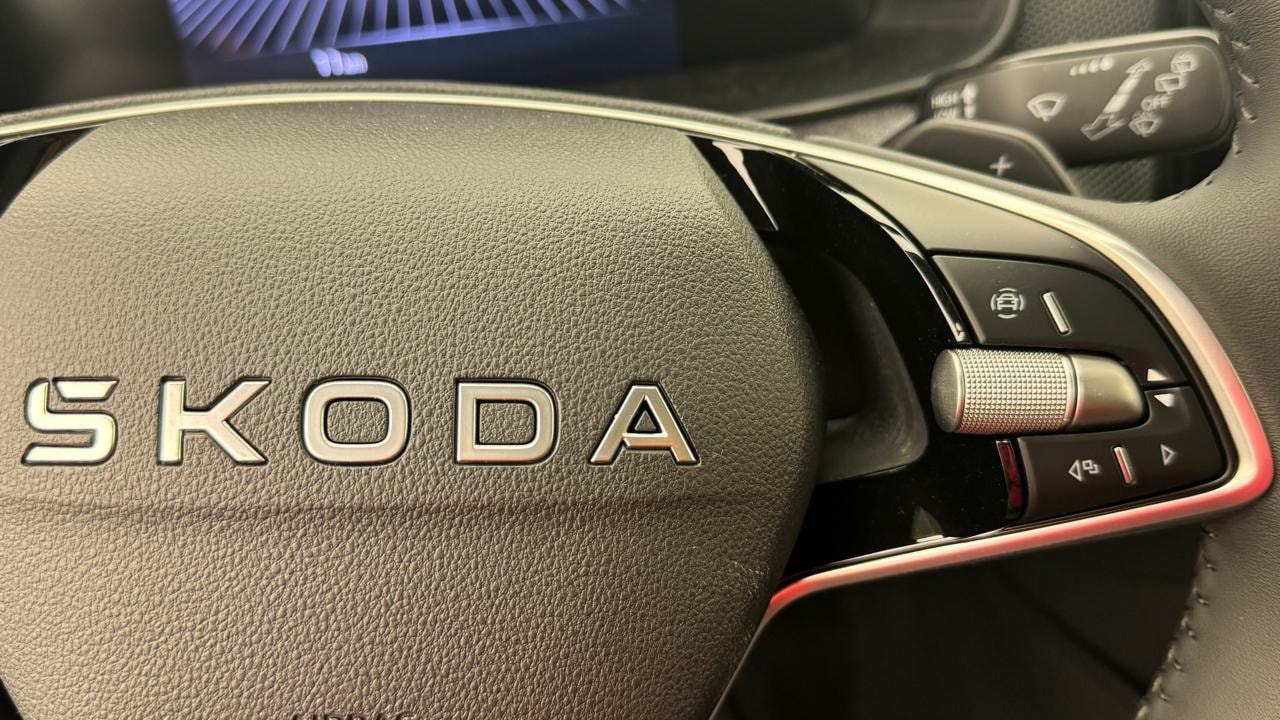 SKODA Kamiq 1.0 TSI Selection DSG-image-9