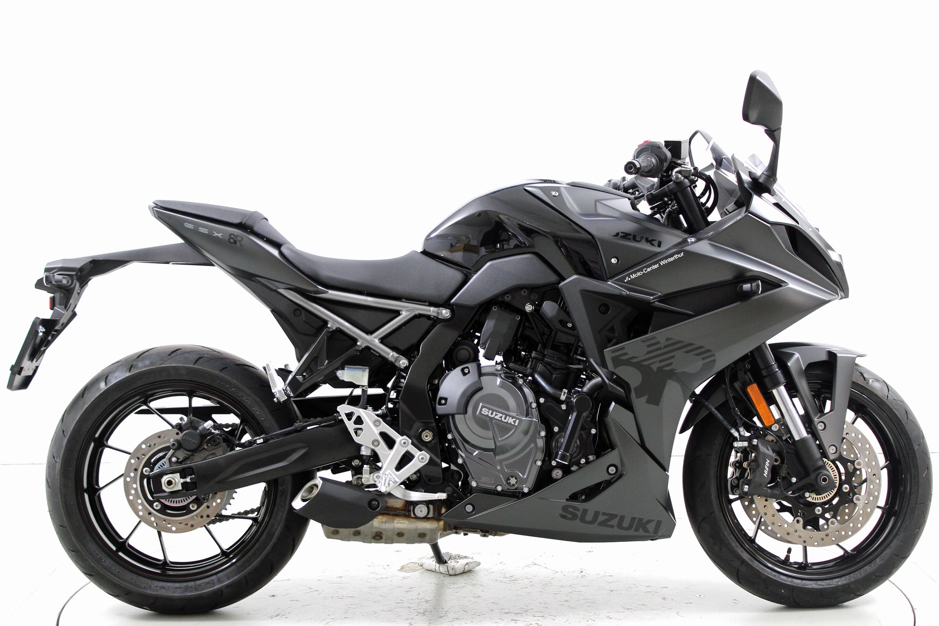 SUZUKI GSX-R 8-showroom-element-3