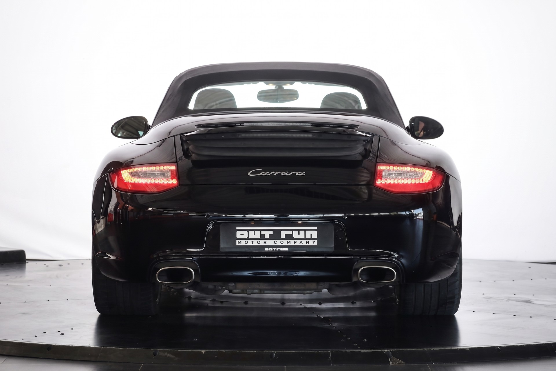 PORSCHE 911 Cabrio Carrera-image-2